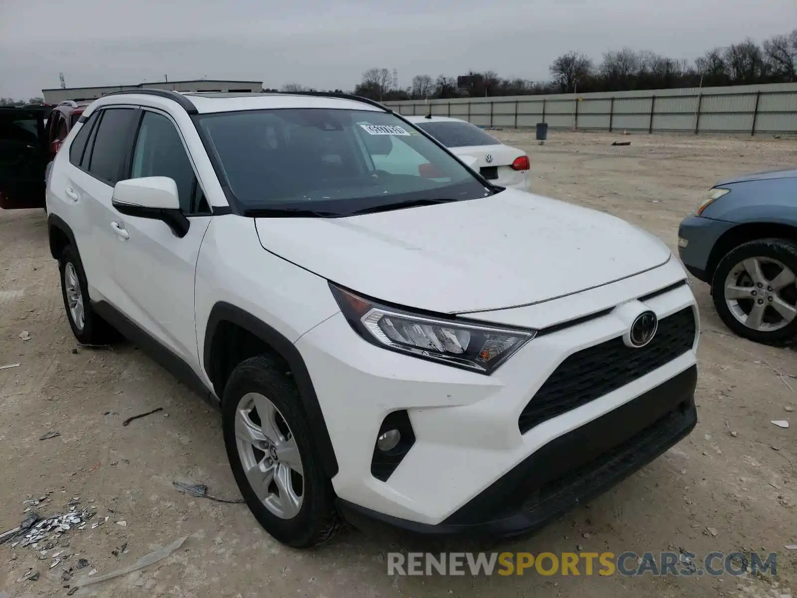 1 Фотография поврежденного автомобиля 2T3W1RFV5KW004056 TOYOTA RAV4 2019