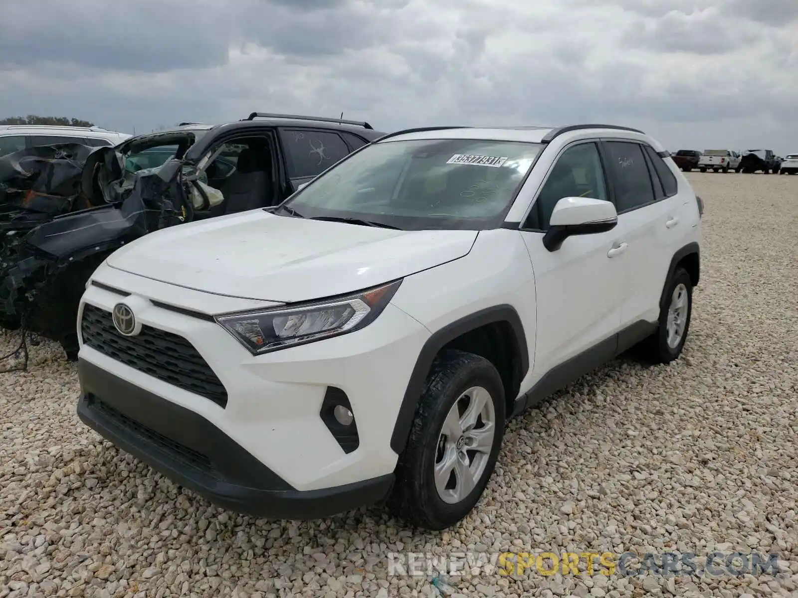 2 Photograph of a damaged car 2T3W1RFV5KW004056 TOYOTA RAV4 2019