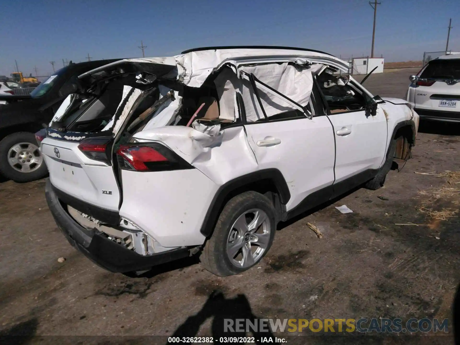 4 Фотография поврежденного автомобиля 2T3W1RFV5KW006793 TOYOTA RAV4 2019