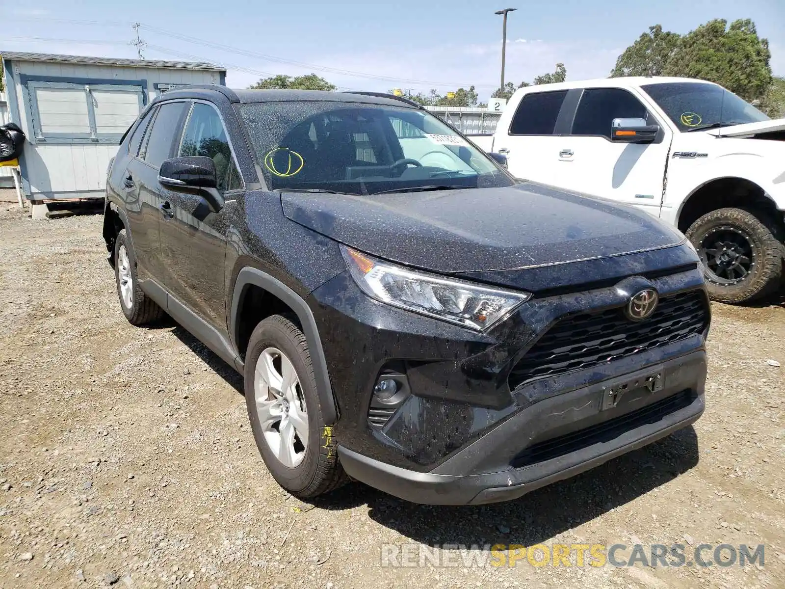 1 Photograph of a damaged car 2T3W1RFV5KW009838 TOYOTA RAV4 2019