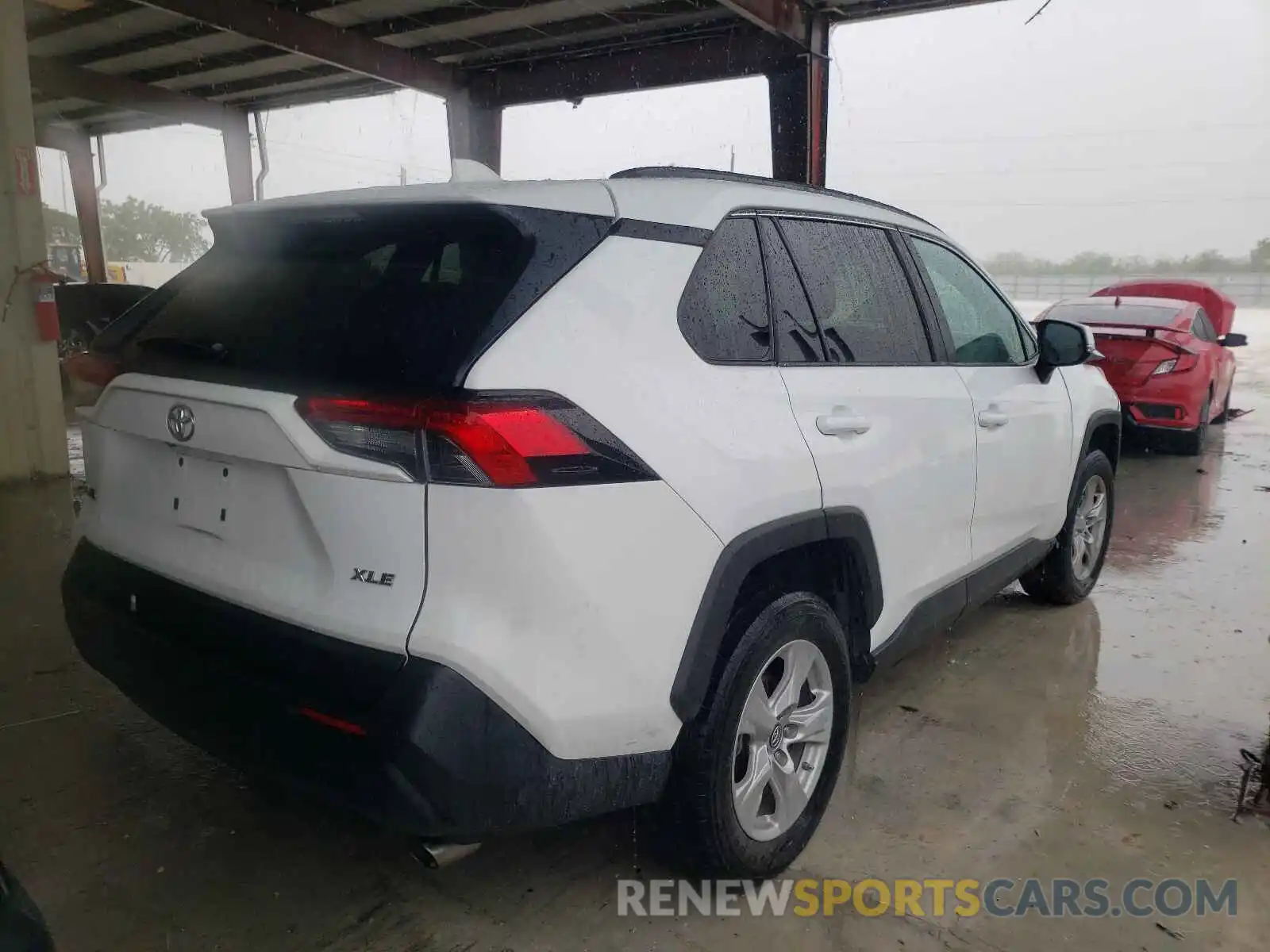 4 Photograph of a damaged car 2T3W1RFV5KW013162 TOYOTA RAV4 2019