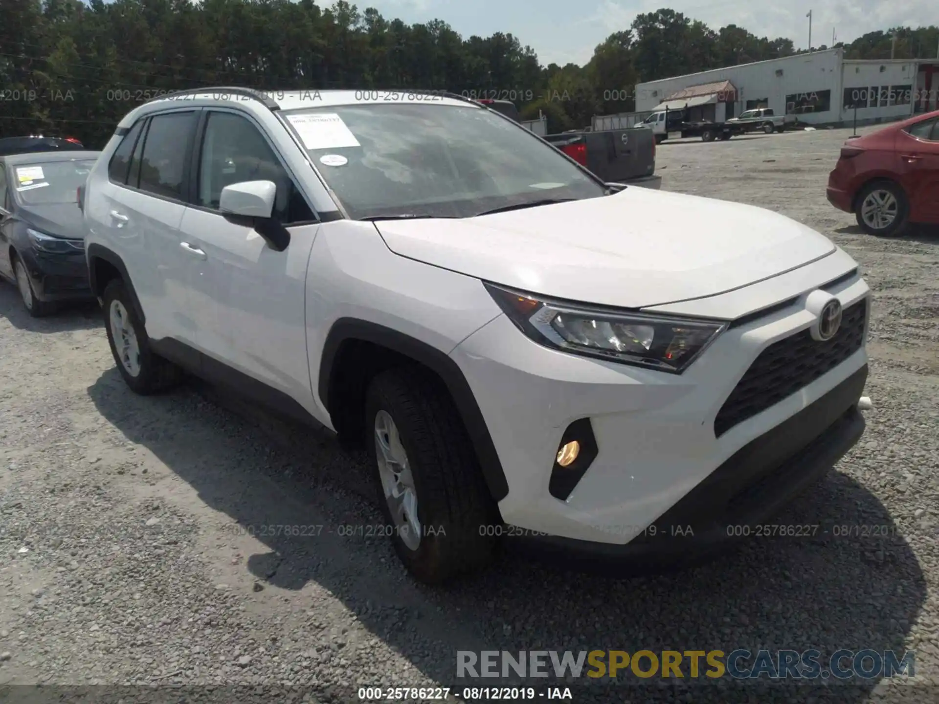 1 Photograph of a damaged car 2T3W1RFV5KW015378 TOYOTA RAV4 2019