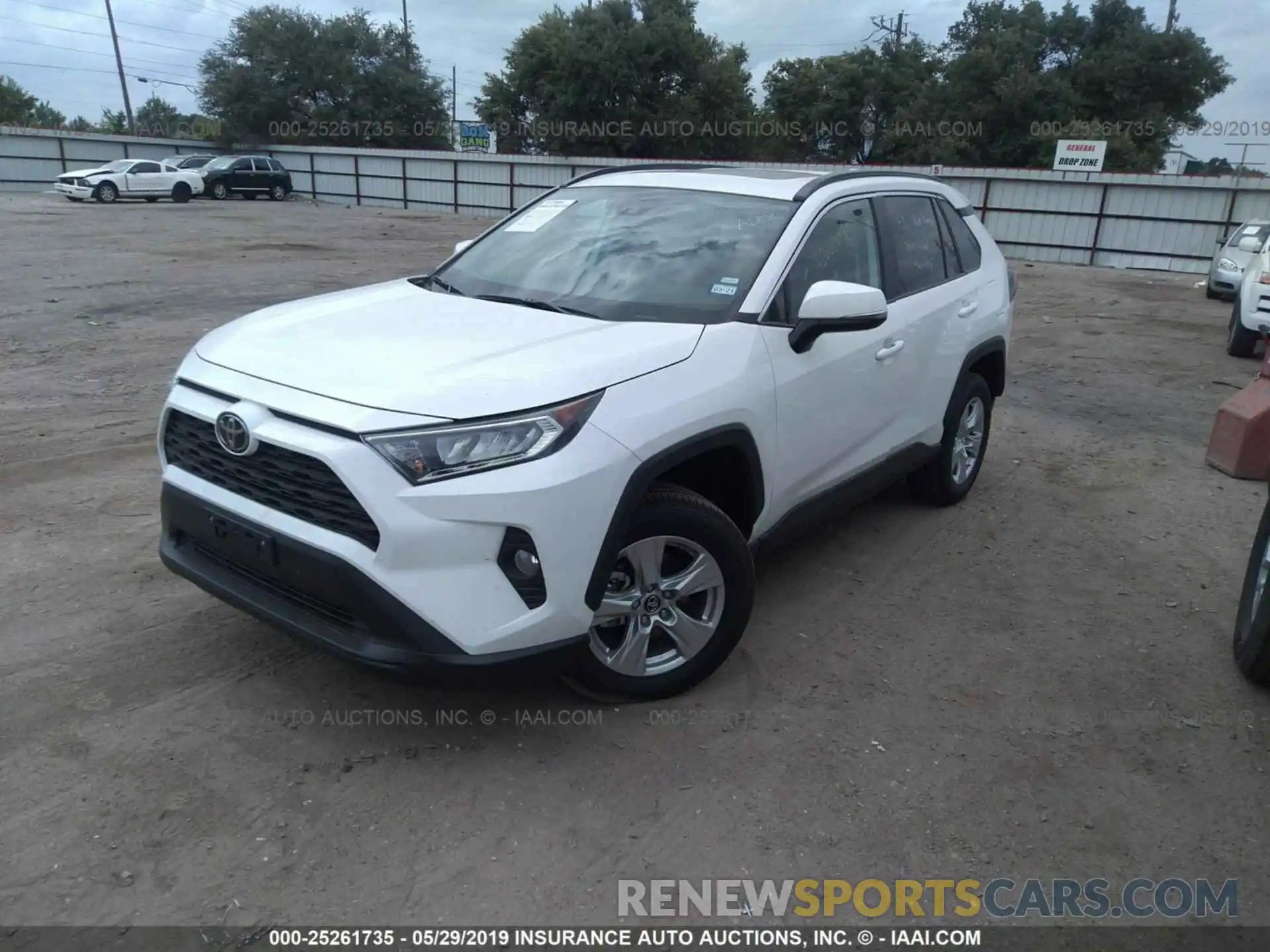 2 Photograph of a damaged car 2T3W1RFV5KW019642 TOYOTA RAV4 2019