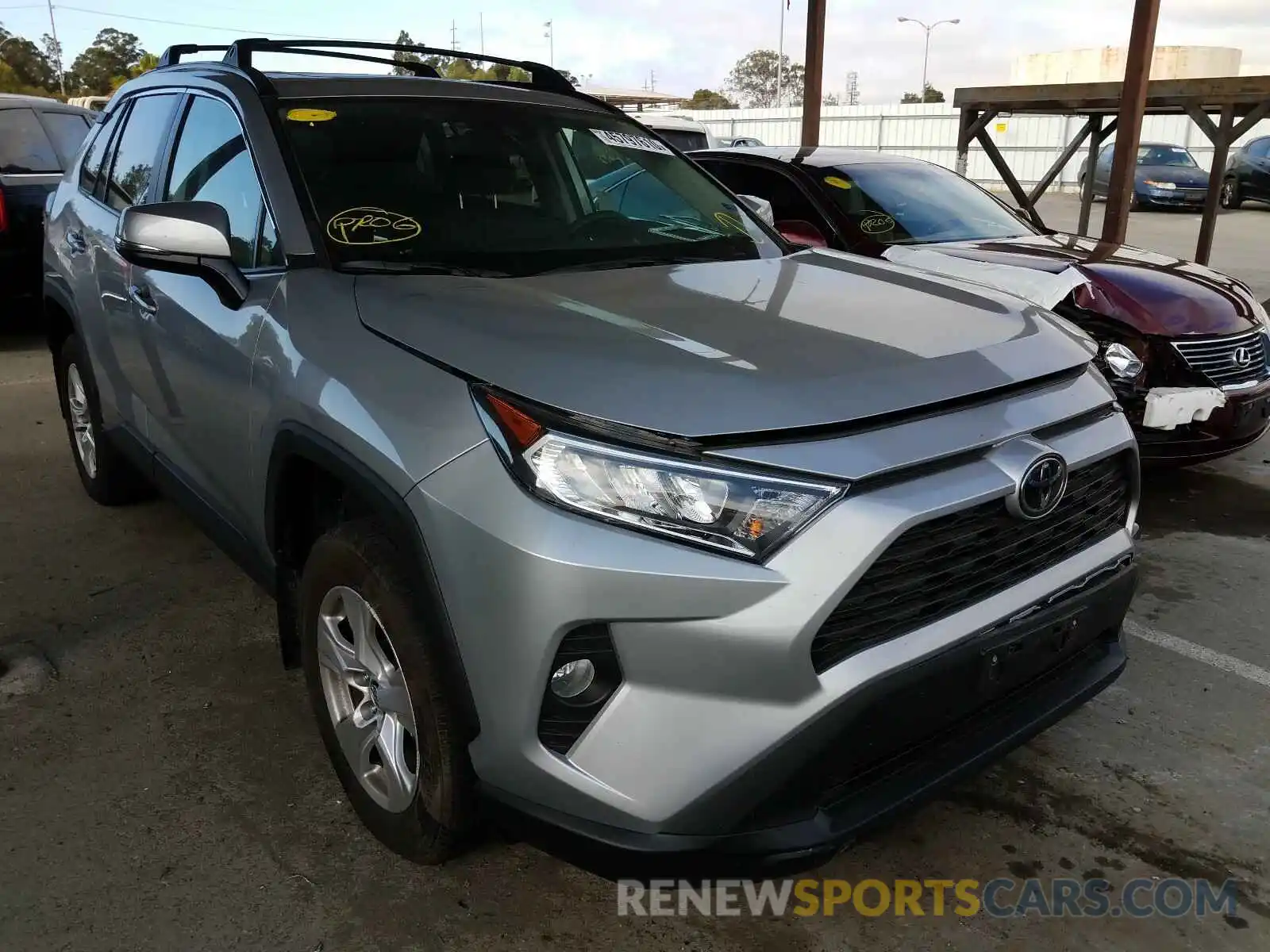 1 Фотография поврежденного автомобиля 2T3W1RFV5KW020905 TOYOTA RAV4 2019