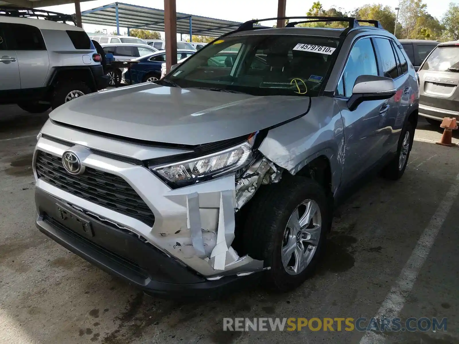 2 Photograph of a damaged car 2T3W1RFV5KW020905 TOYOTA RAV4 2019