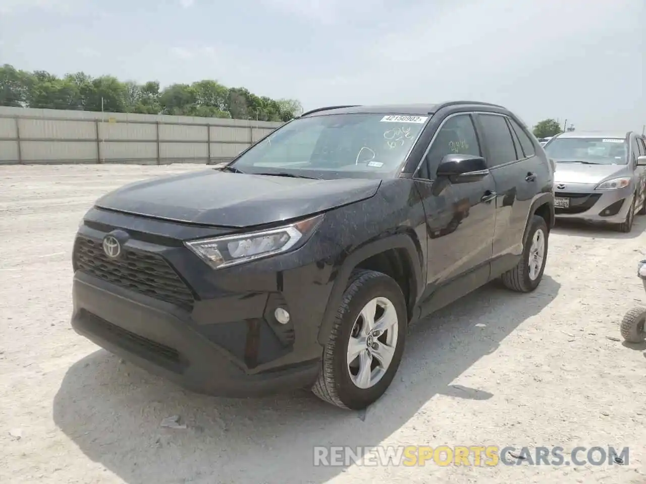 2 Photograph of a damaged car 2T3W1RFV5KW026655 TOYOTA RAV4 2019