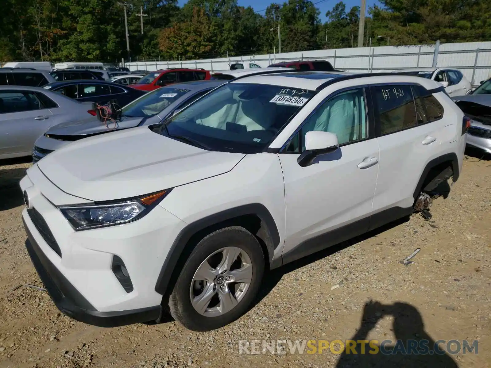 2 Photograph of a damaged car 2T3W1RFV5KW029653 TOYOTA RAV4 2019