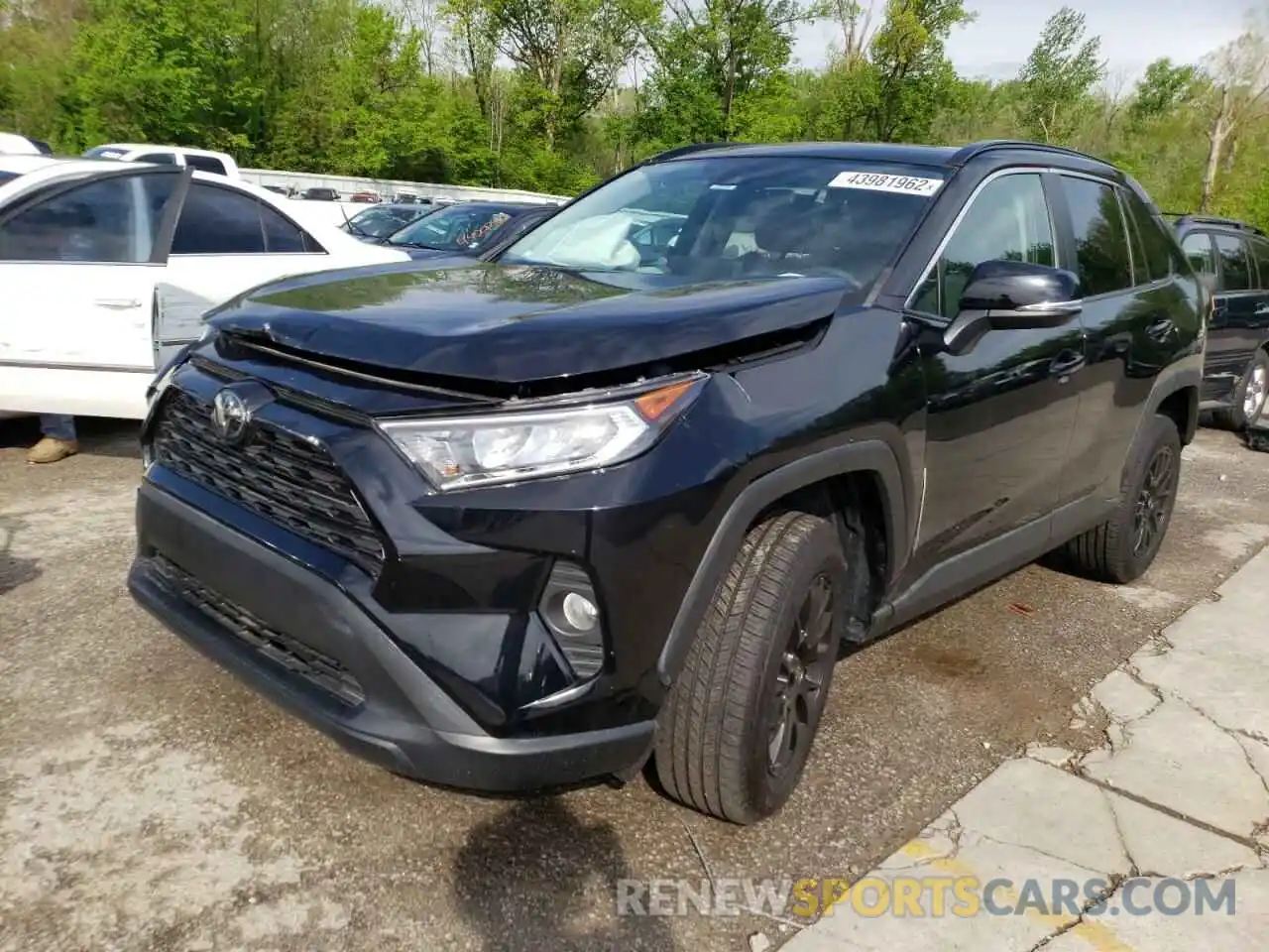 2 Photograph of a damaged car 2T3W1RFV5KW030141 TOYOTA RAV4 2019