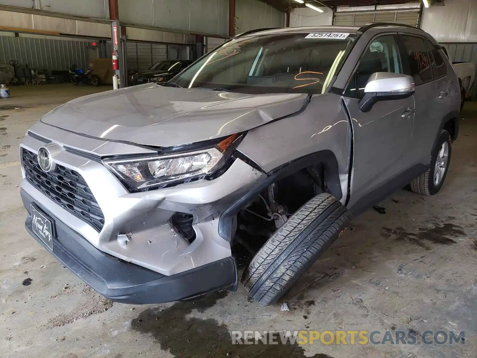 2 Photograph of a damaged car 2T3W1RFV5KW032861 TOYOTA RAV4 2019