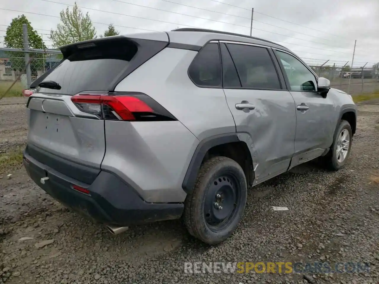 4 Photograph of a damaged car 2T3W1RFV5KW040376 TOYOTA RAV4 2019