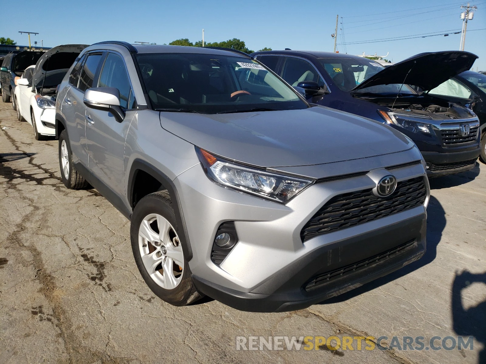 1 Фотография поврежденного автомобиля 2T3W1RFV5KW044332 TOYOTA RAV4 2019