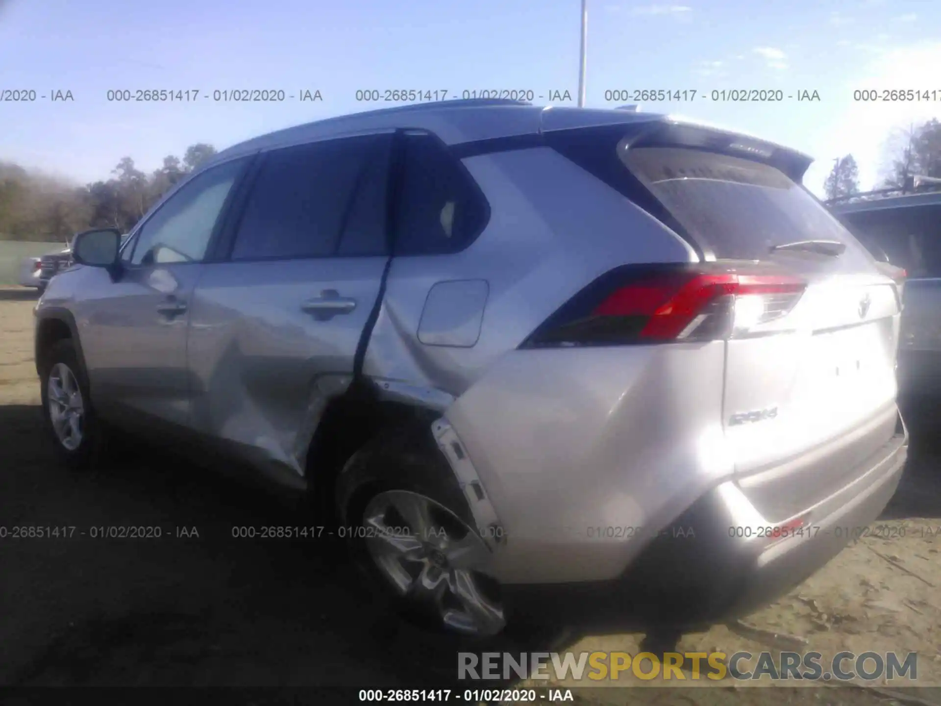 3 Photograph of a damaged car 2T3W1RFV5KW055184 TOYOTA RAV4 2019