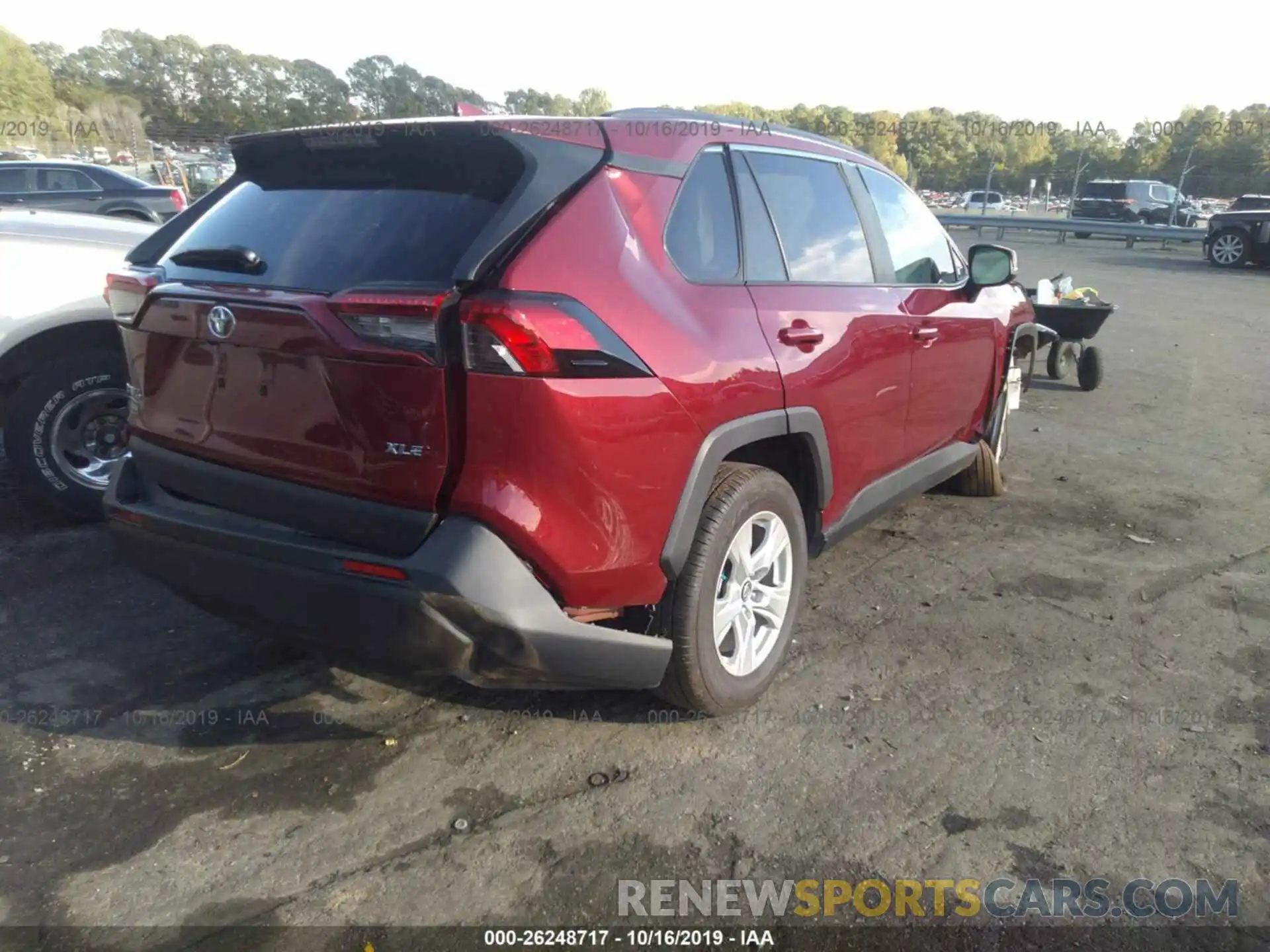 4 Photograph of a damaged car 2T3W1RFV6KC005976 TOYOTA RAV4 2019