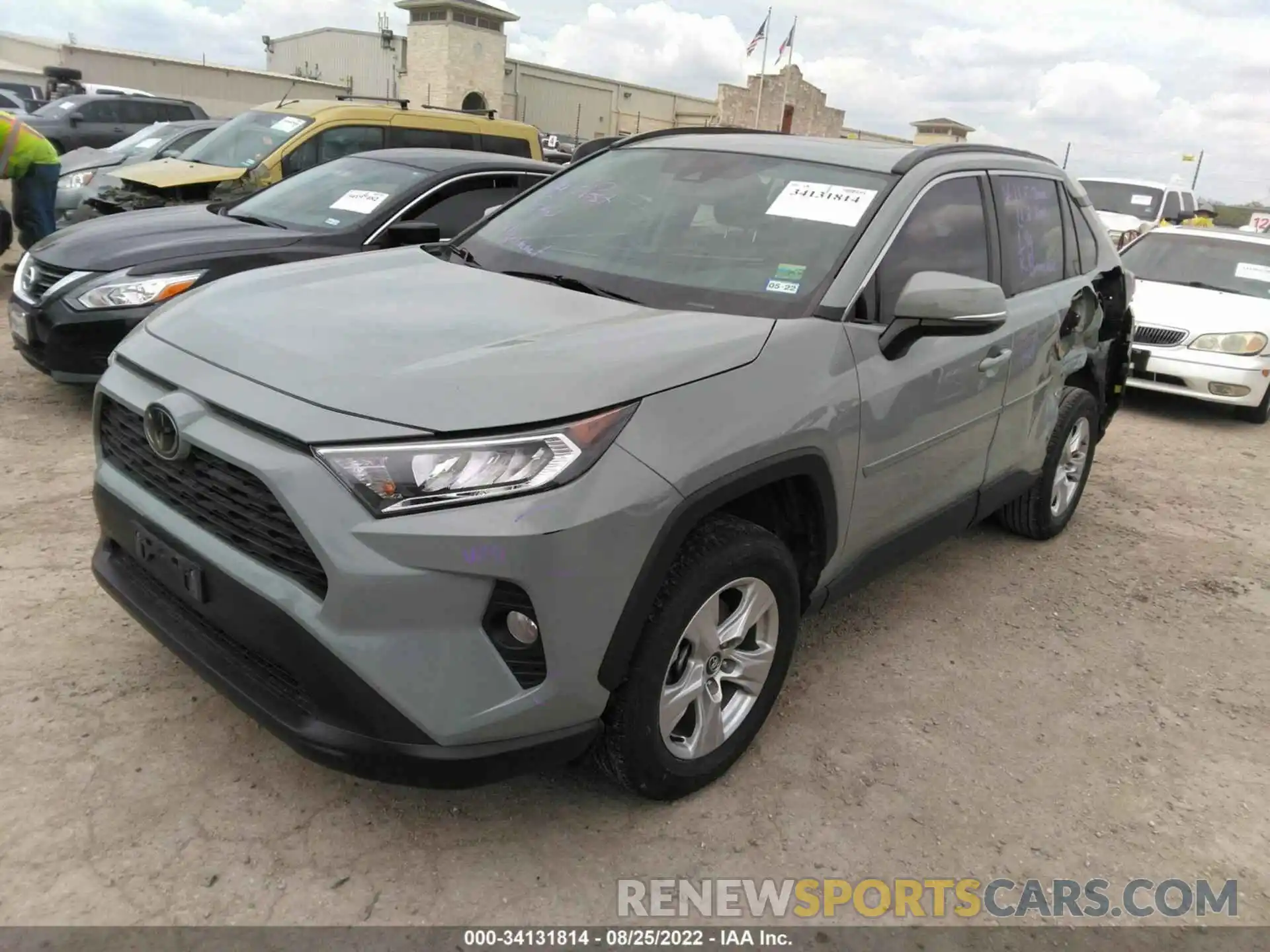 2 Photograph of a damaged car 2T3W1RFV6KC006139 TOYOTA RAV4 2019