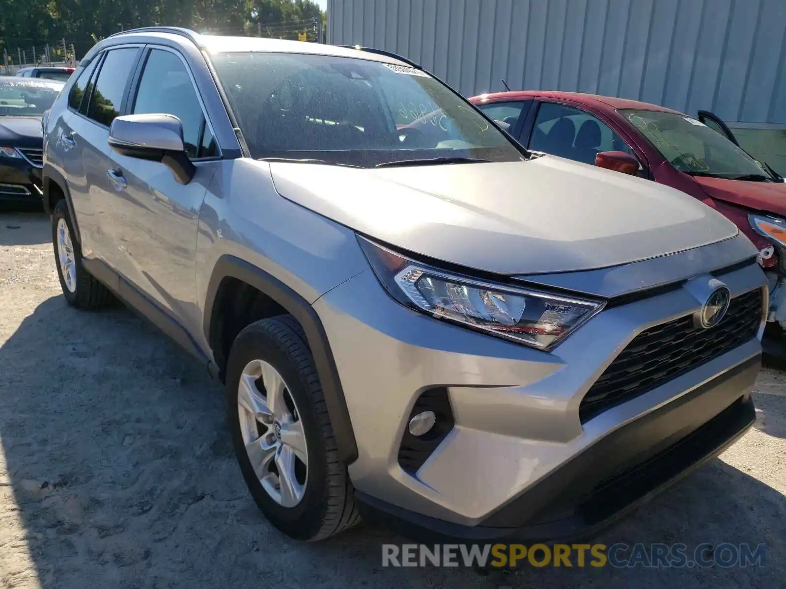 1 Photograph of a damaged car 2T3W1RFV6KC010711 TOYOTA RAV4 2019