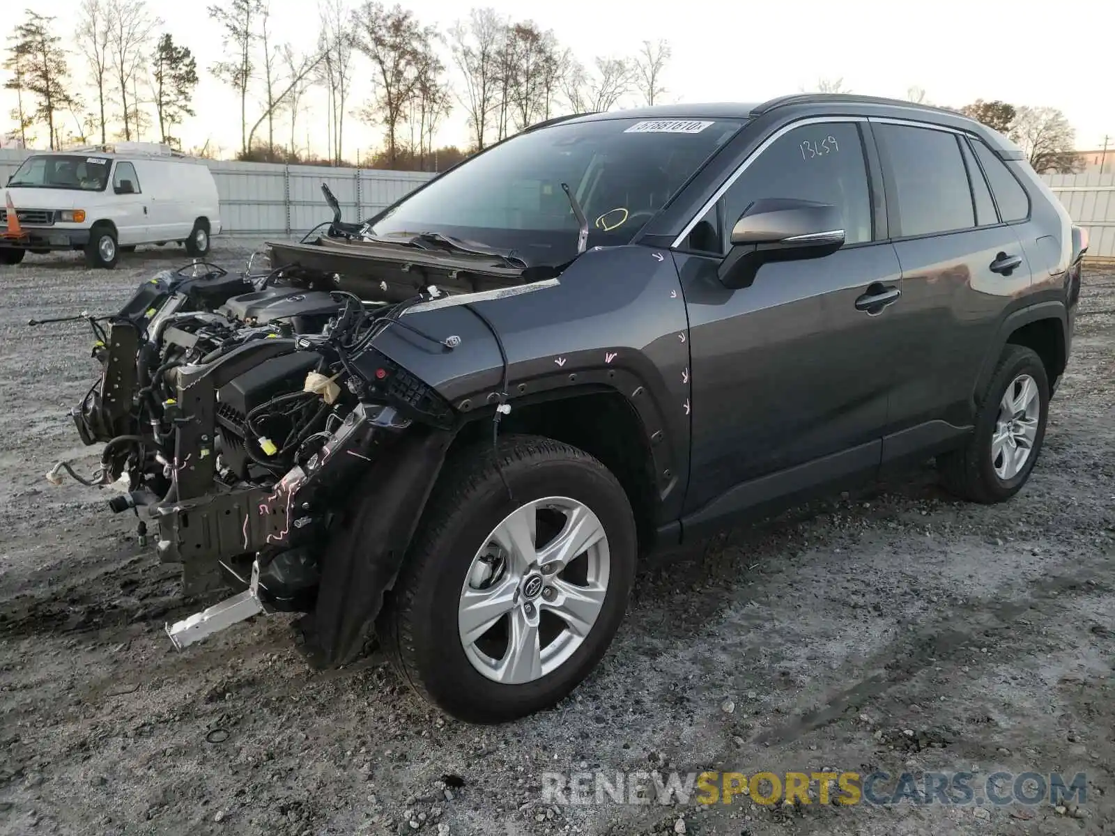 2 Фотография поврежденного автомобиля 2T3W1RFV6KC014547 TOYOTA RAV4 2019