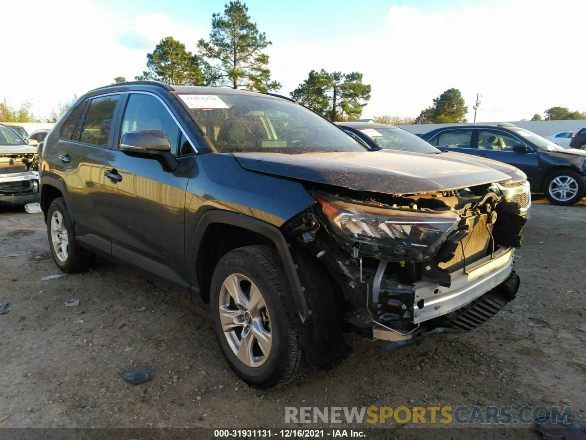 1 Photograph of a damaged car 2T3W1RFV6KC016041 TOYOTA RAV4 2019