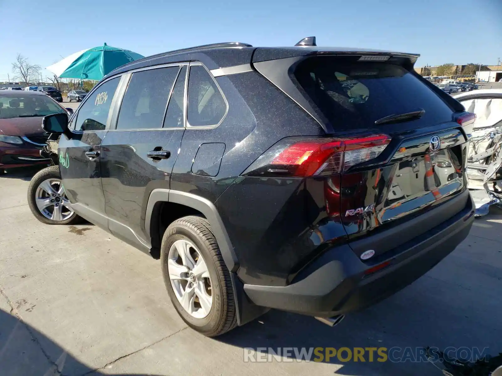 3 Photograph of a damaged car 2T3W1RFV6KC016296 TOYOTA RAV4 2019