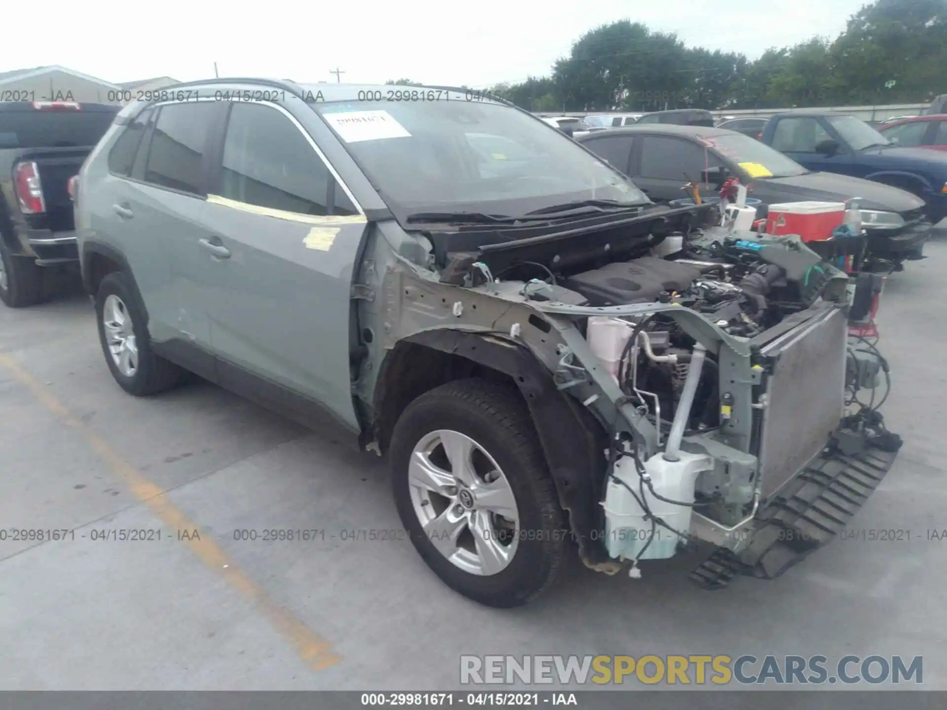 1 Photograph of a damaged car 2T3W1RFV6KC017139 TOYOTA RAV4 2019