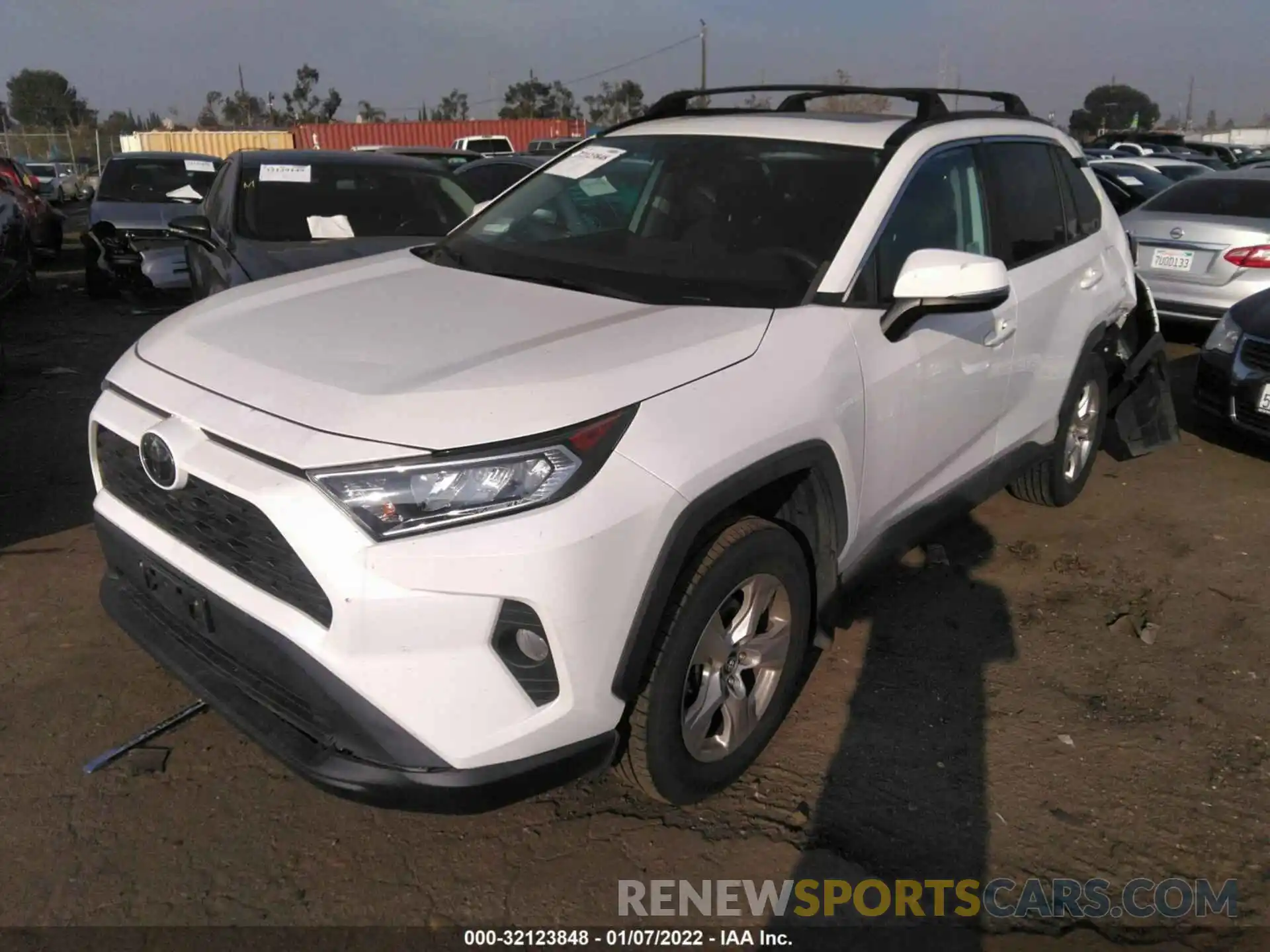 2 Photograph of a damaged car 2T3W1RFV6KC029078 TOYOTA RAV4 2019