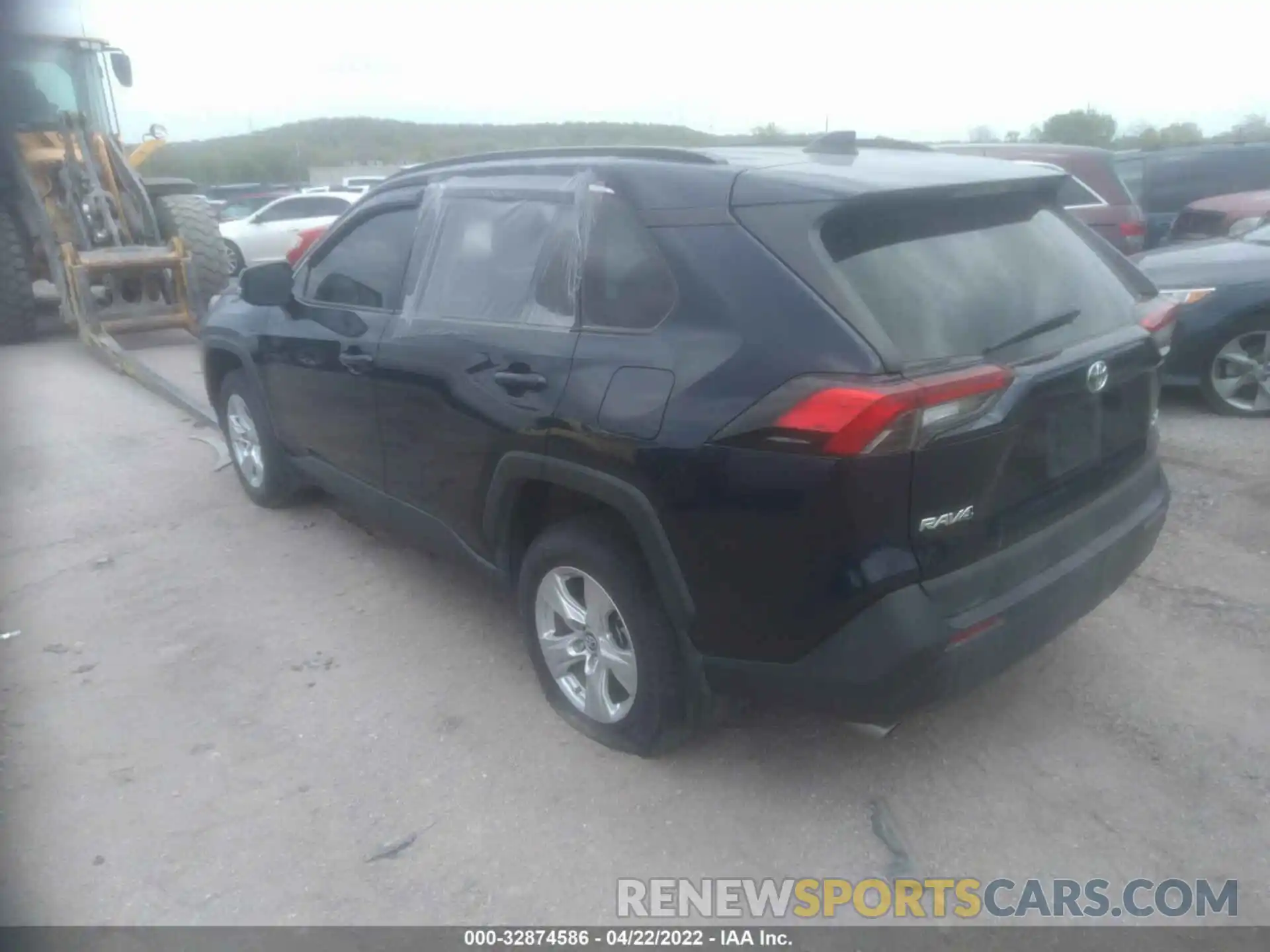 3 Photograph of a damaged car 2T3W1RFV6KC031008 TOYOTA RAV4 2019