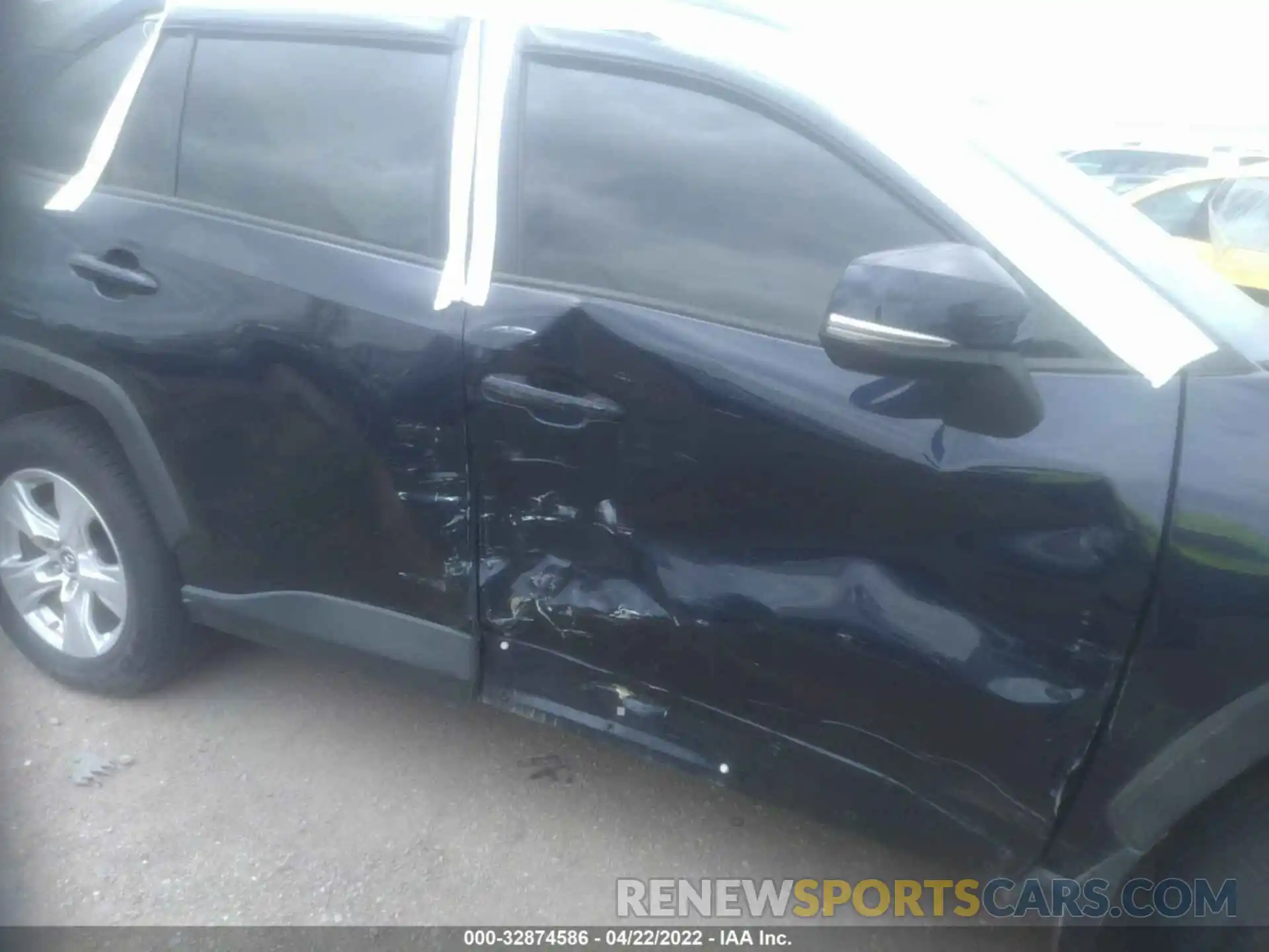 6 Photograph of a damaged car 2T3W1RFV6KC031008 TOYOTA RAV4 2019