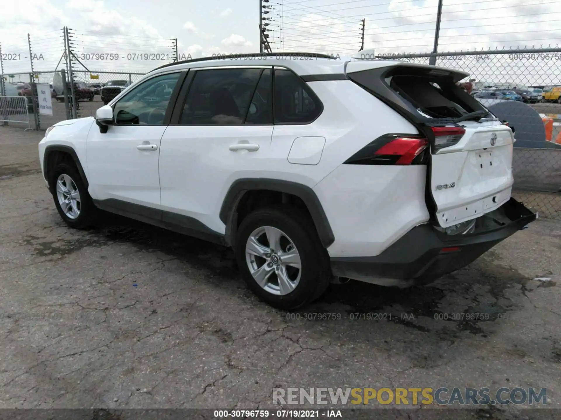 3 Photograph of a damaged car 2T3W1RFV6KW011503 TOYOTA RAV4 2019