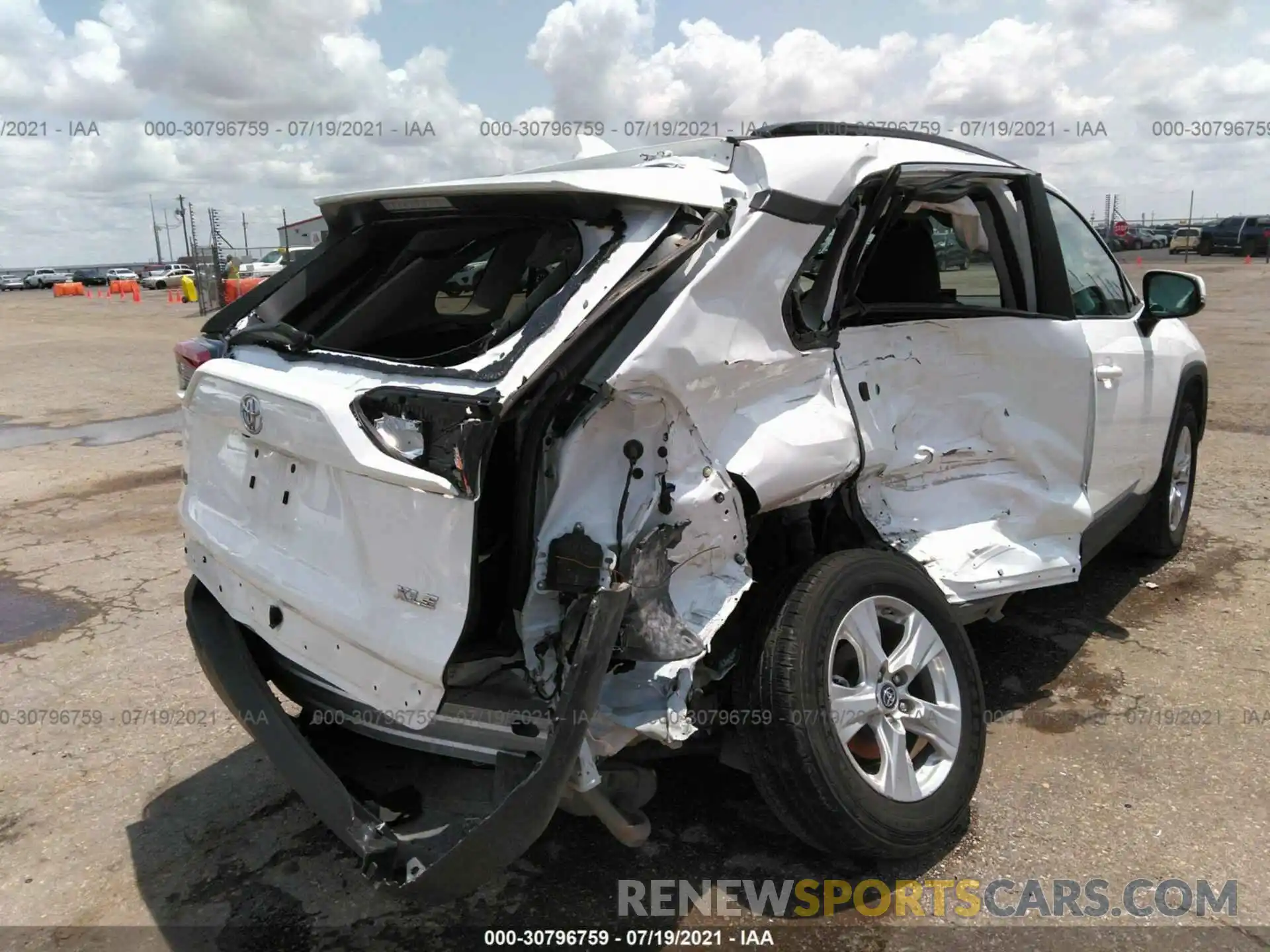 6 Photograph of a damaged car 2T3W1RFV6KW011503 TOYOTA RAV4 2019