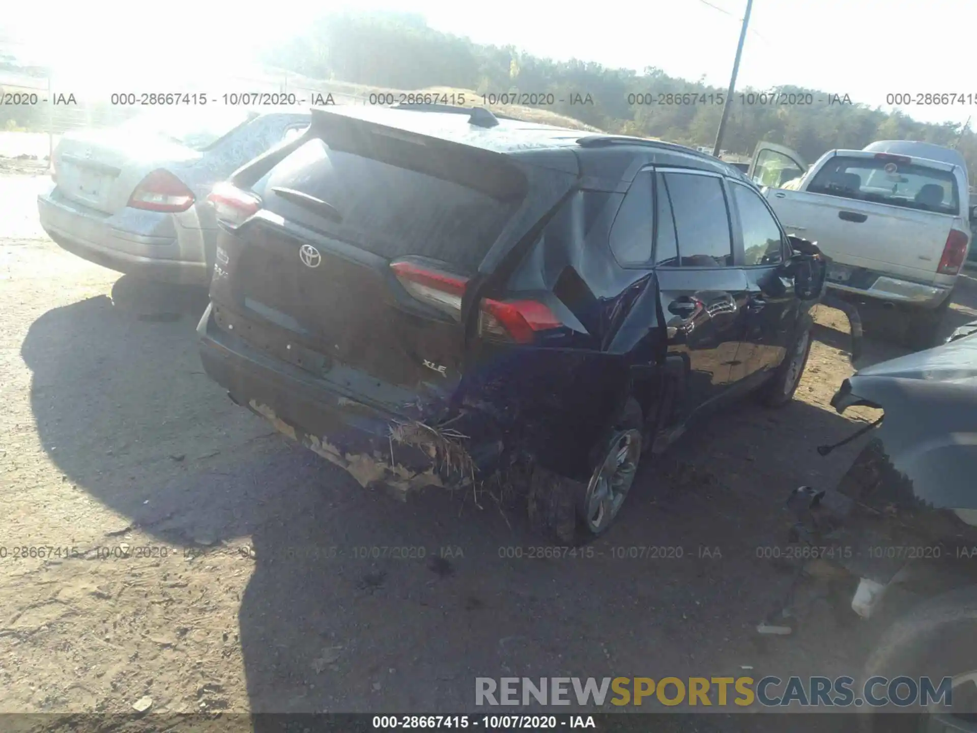 4 Photograph of a damaged car 2T3W1RFV6KW015728 TOYOTA RAV4 2019