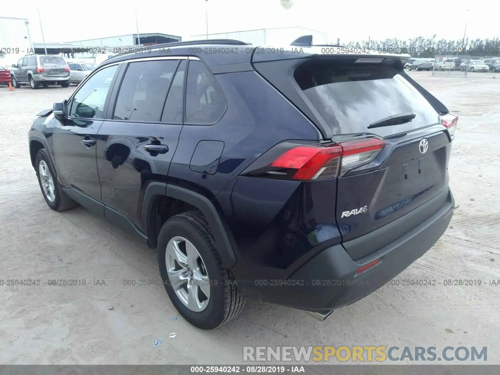 3 Photograph of a damaged car 2T3W1RFV6KW016586 TOYOTA RAV4 2019