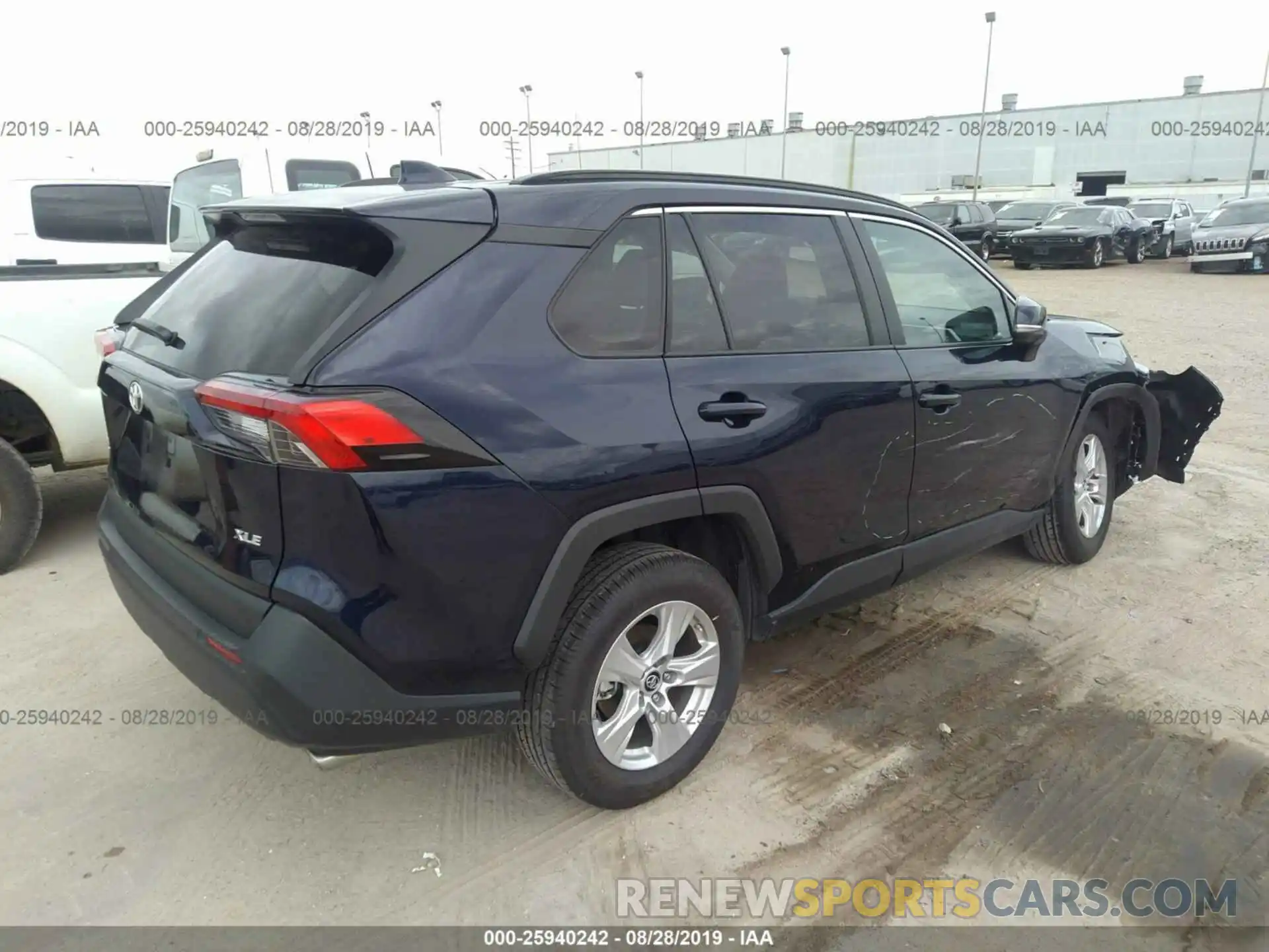 4 Photograph of a damaged car 2T3W1RFV6KW016586 TOYOTA RAV4 2019