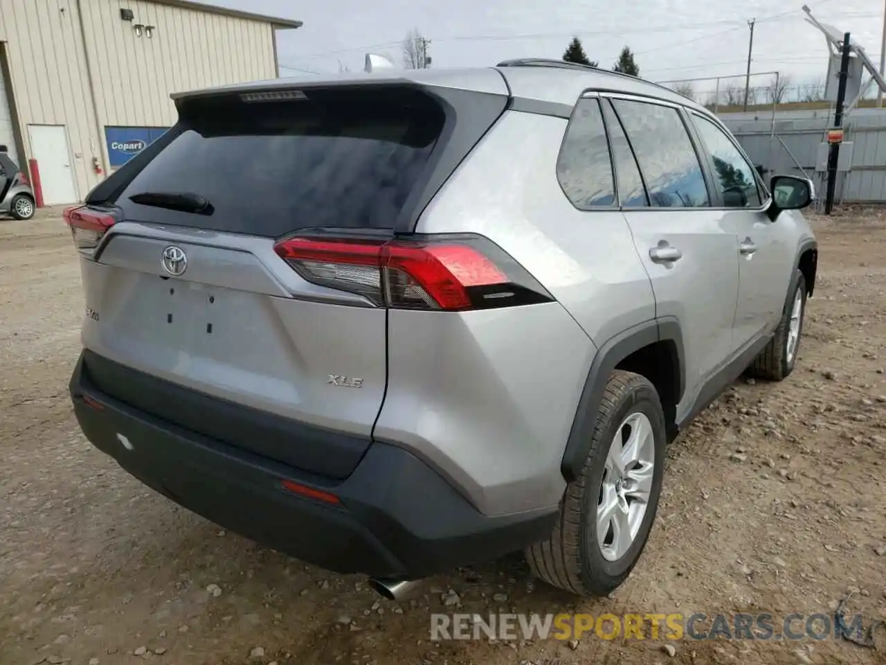 4 Photograph of a damaged car 2T3W1RFV6KW020881 TOYOTA RAV4 2019