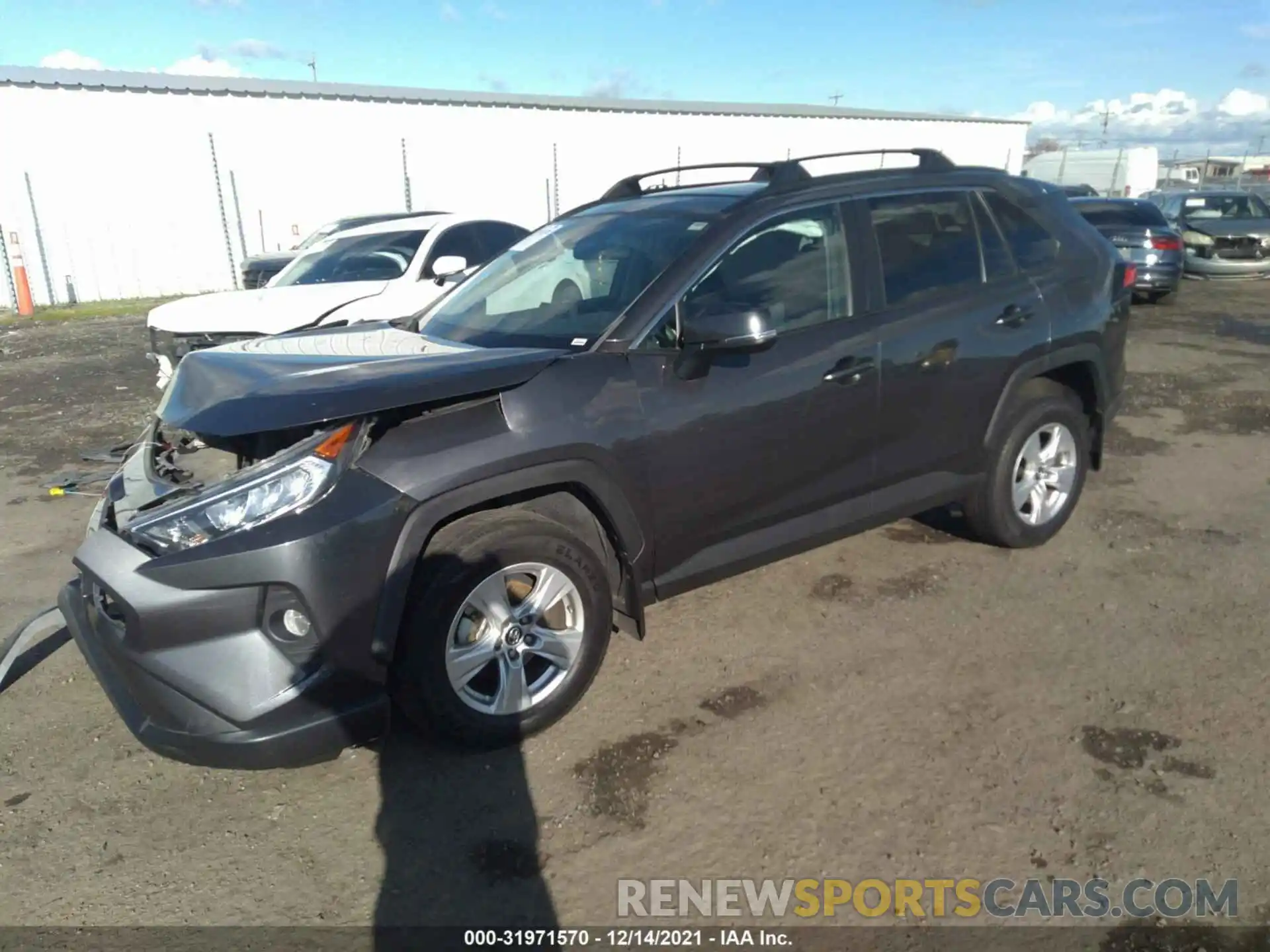 2 Photograph of a damaged car 2T3W1RFV6KW020959 TOYOTA RAV4 2019