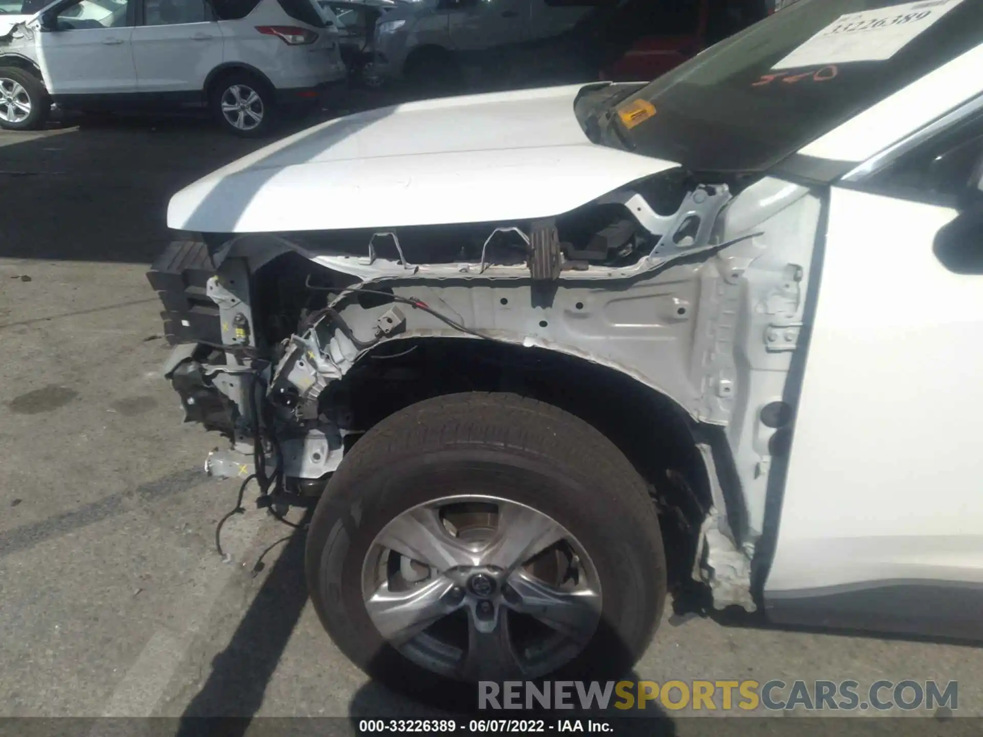 6 Photograph of a damaged car 2T3W1RFV6KW021058 TOYOTA RAV4 2019