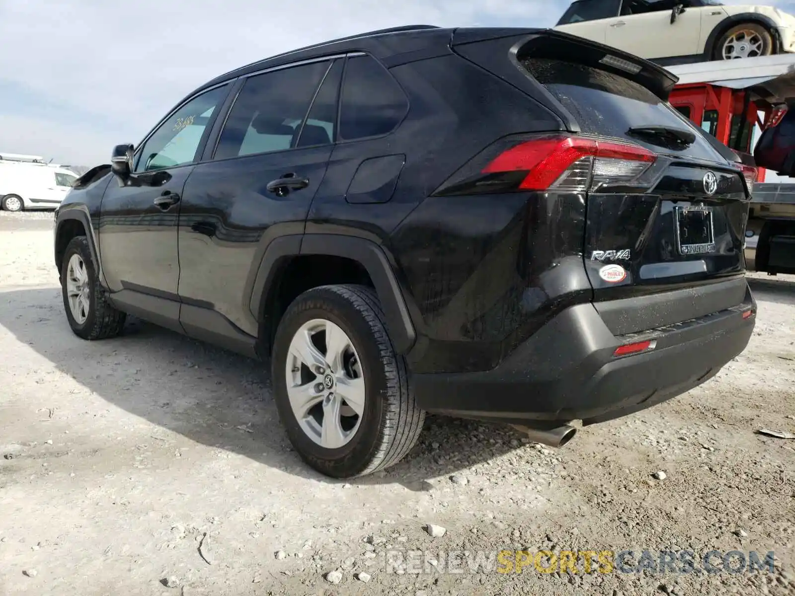 3 Photograph of a damaged car 2T3W1RFV6KW021268 TOYOTA RAV4 2019