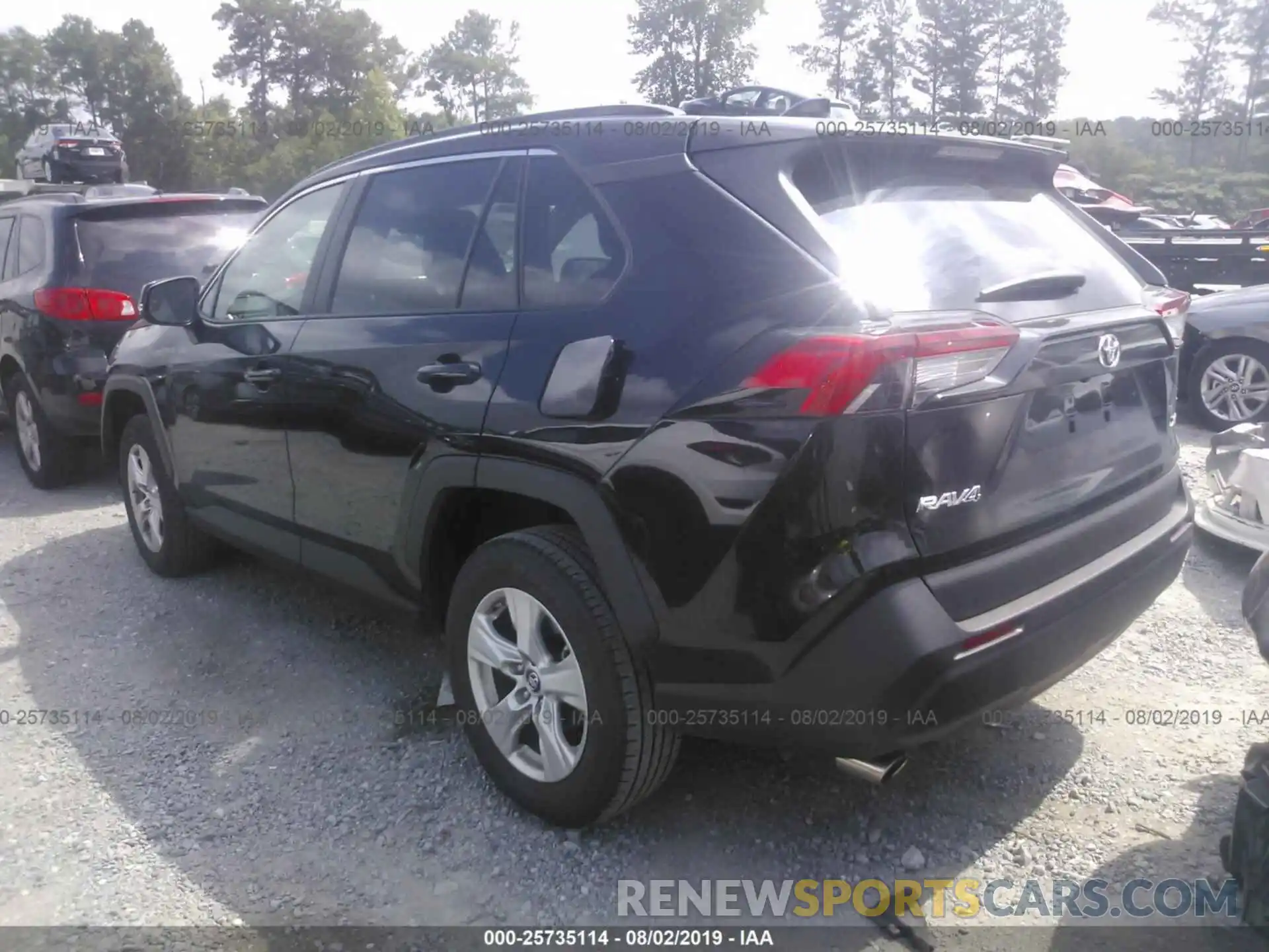 3 Photograph of a damaged car 2T3W1RFV6KW028589 TOYOTA RAV4 2019