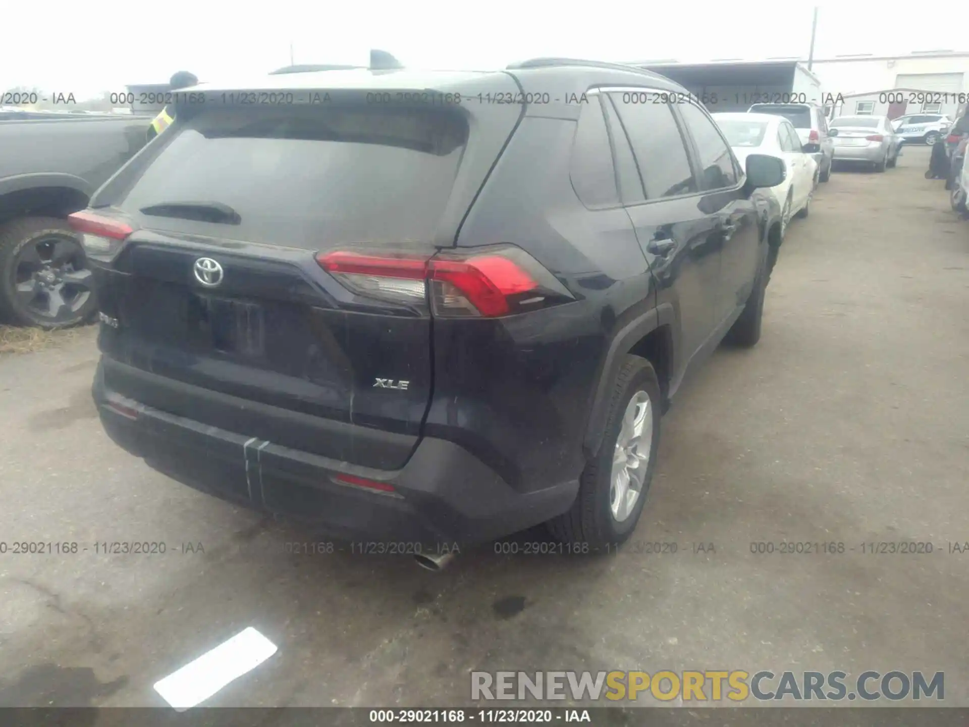 4 Photograph of a damaged car 2T3W1RFV6KW030701 TOYOTA RAV4 2019