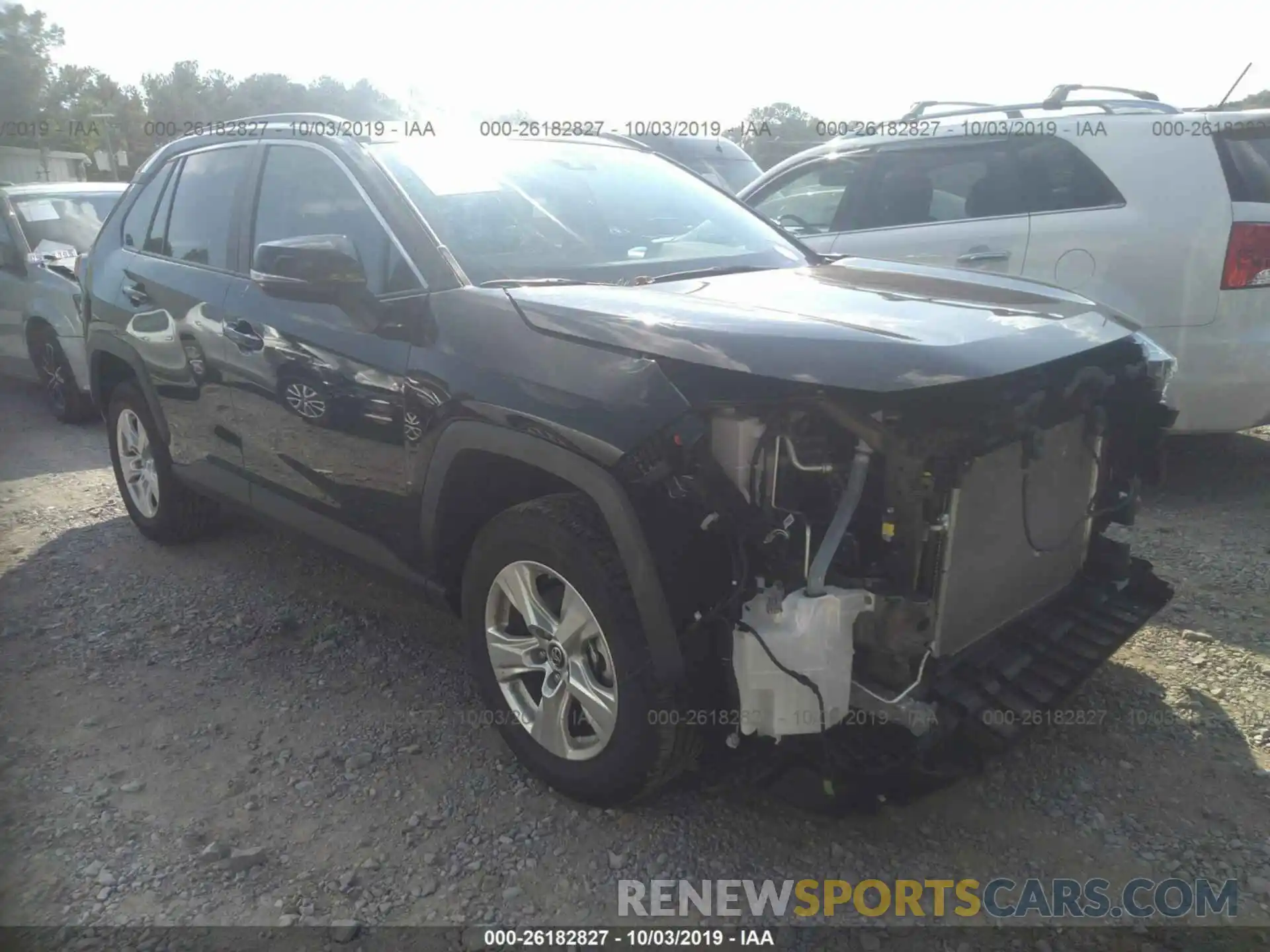 1 Photograph of a damaged car 2T3W1RFV6KW032559 TOYOTA RAV4 2019