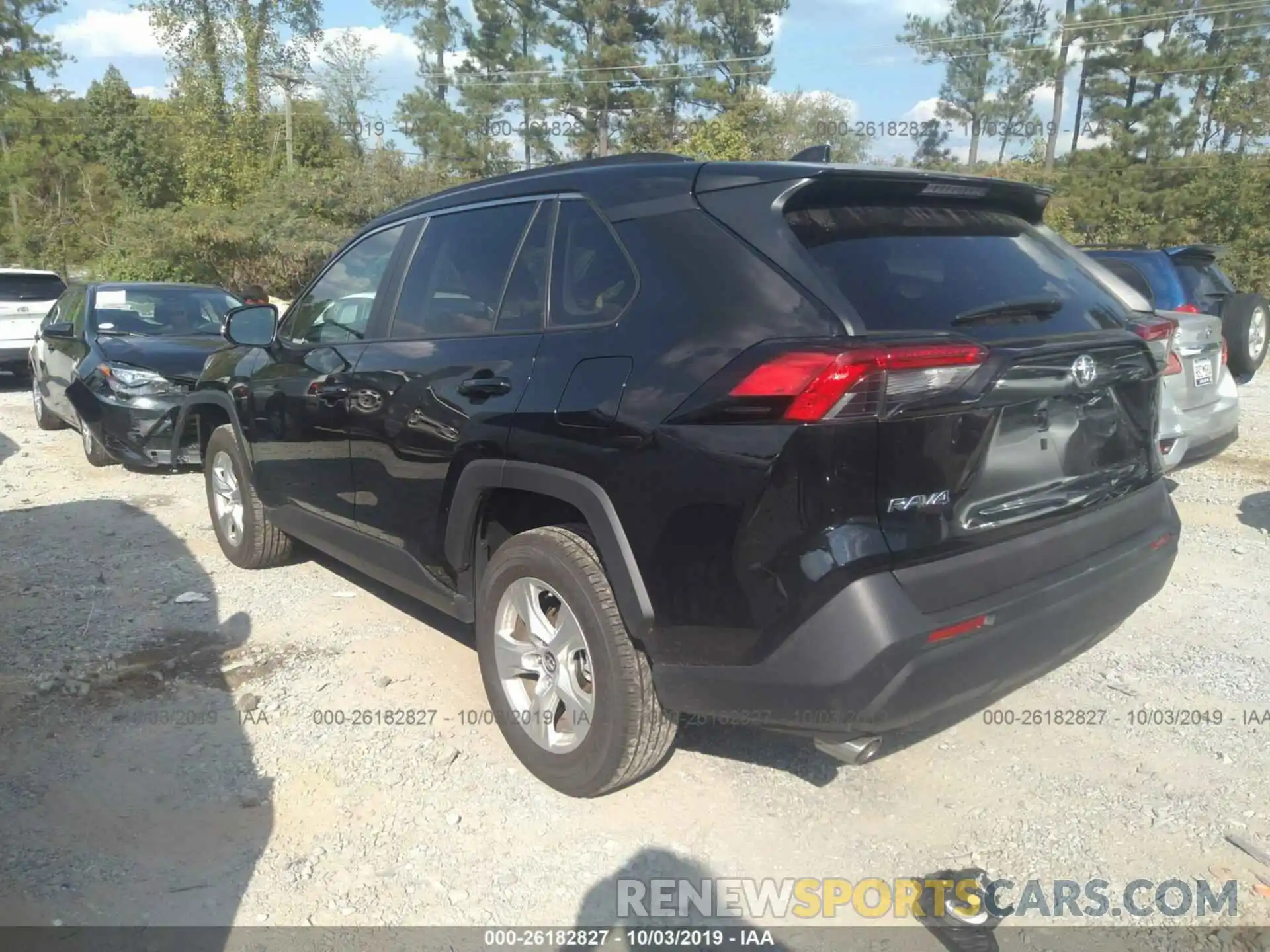 3 Photograph of a damaged car 2T3W1RFV6KW032559 TOYOTA RAV4 2019