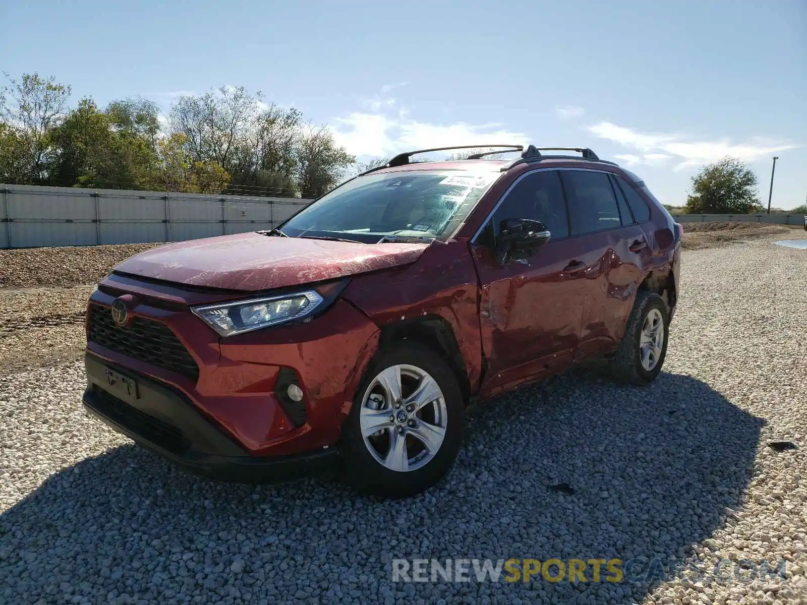 2 Photograph of a damaged car 2T3W1RFV6KW044548 TOYOTA RAV4 2019