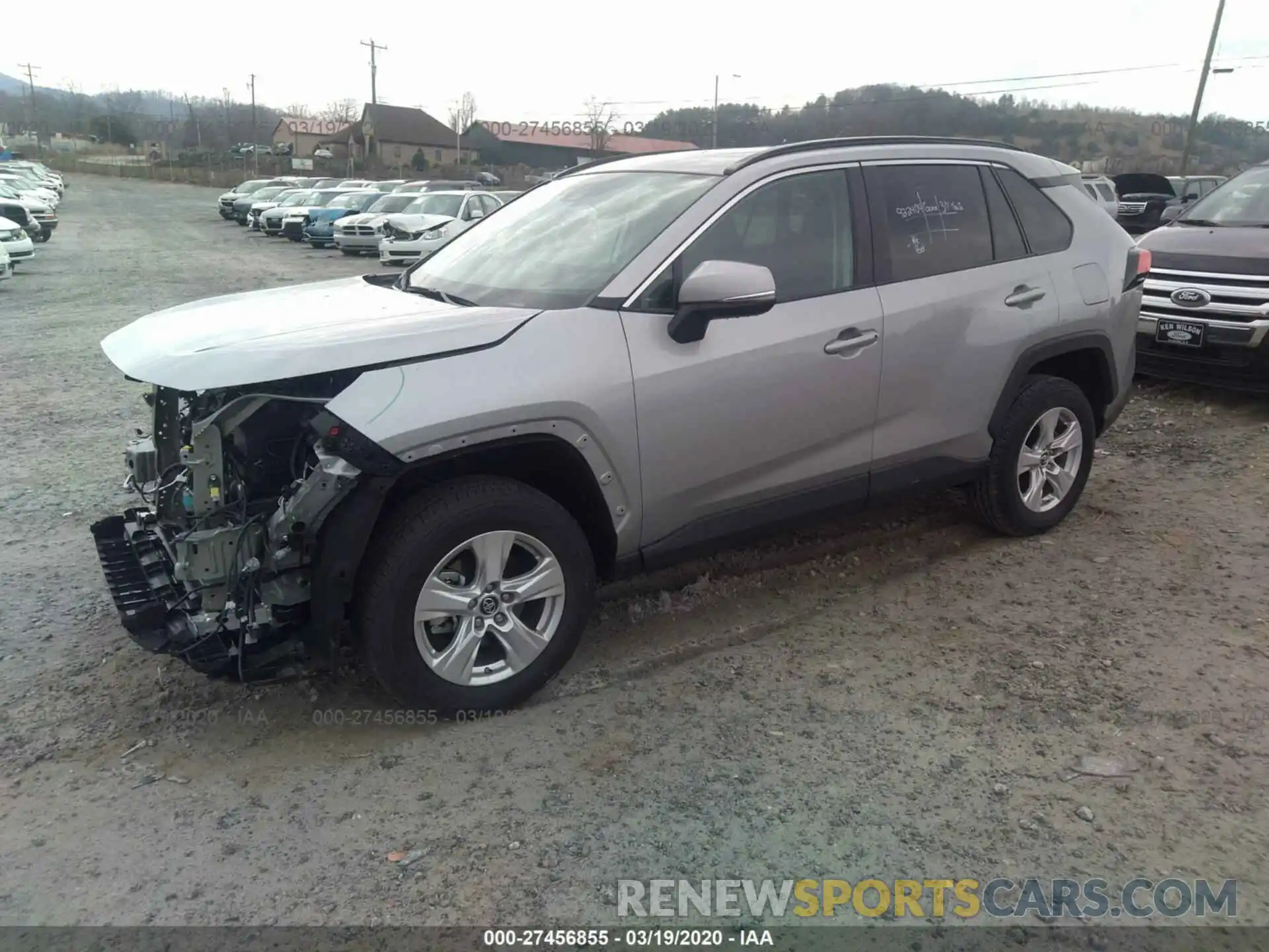 2 Photograph of a damaged car 2T3W1RFV6KW049720 TOYOTA RAV4 2019