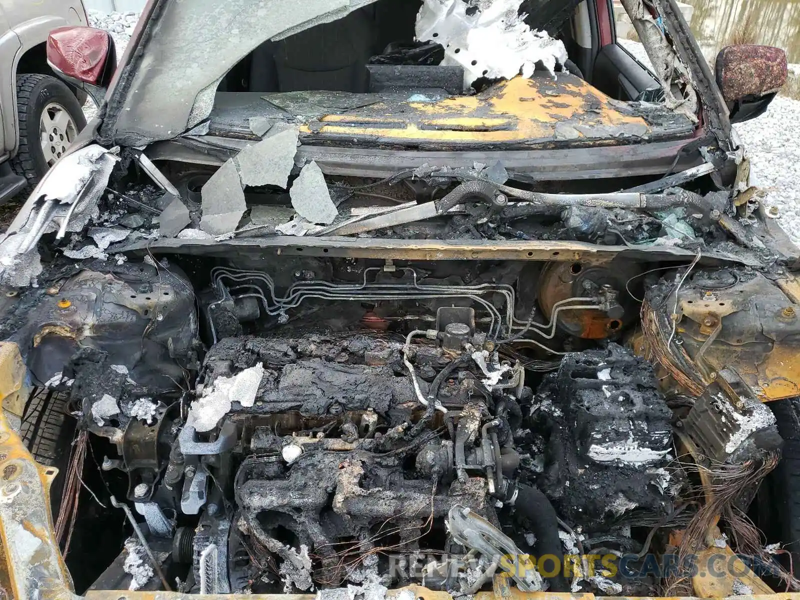 7 Photograph of a damaged car 2T3W1RFV6KW055310 TOYOTA RAV4 2019