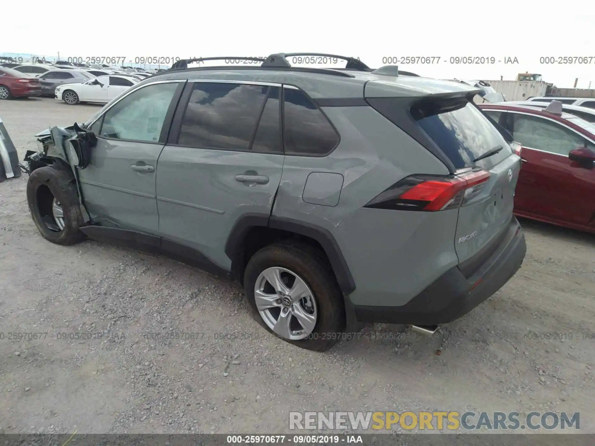 3 Photograph of a damaged car 2T3W1RFV7KC004335 TOYOTA RAV4 2019