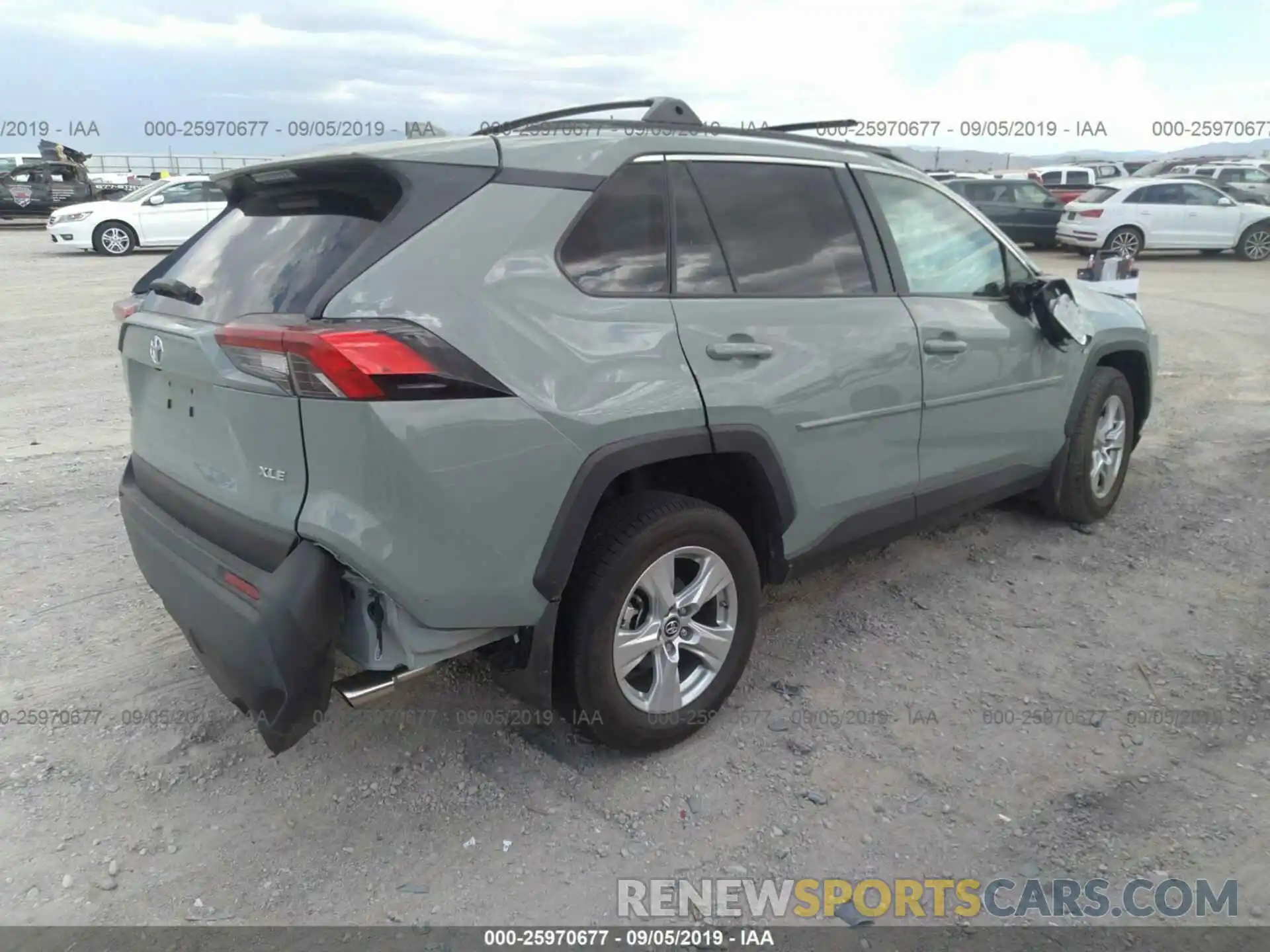 4 Photograph of a damaged car 2T3W1RFV7KC004335 TOYOTA RAV4 2019