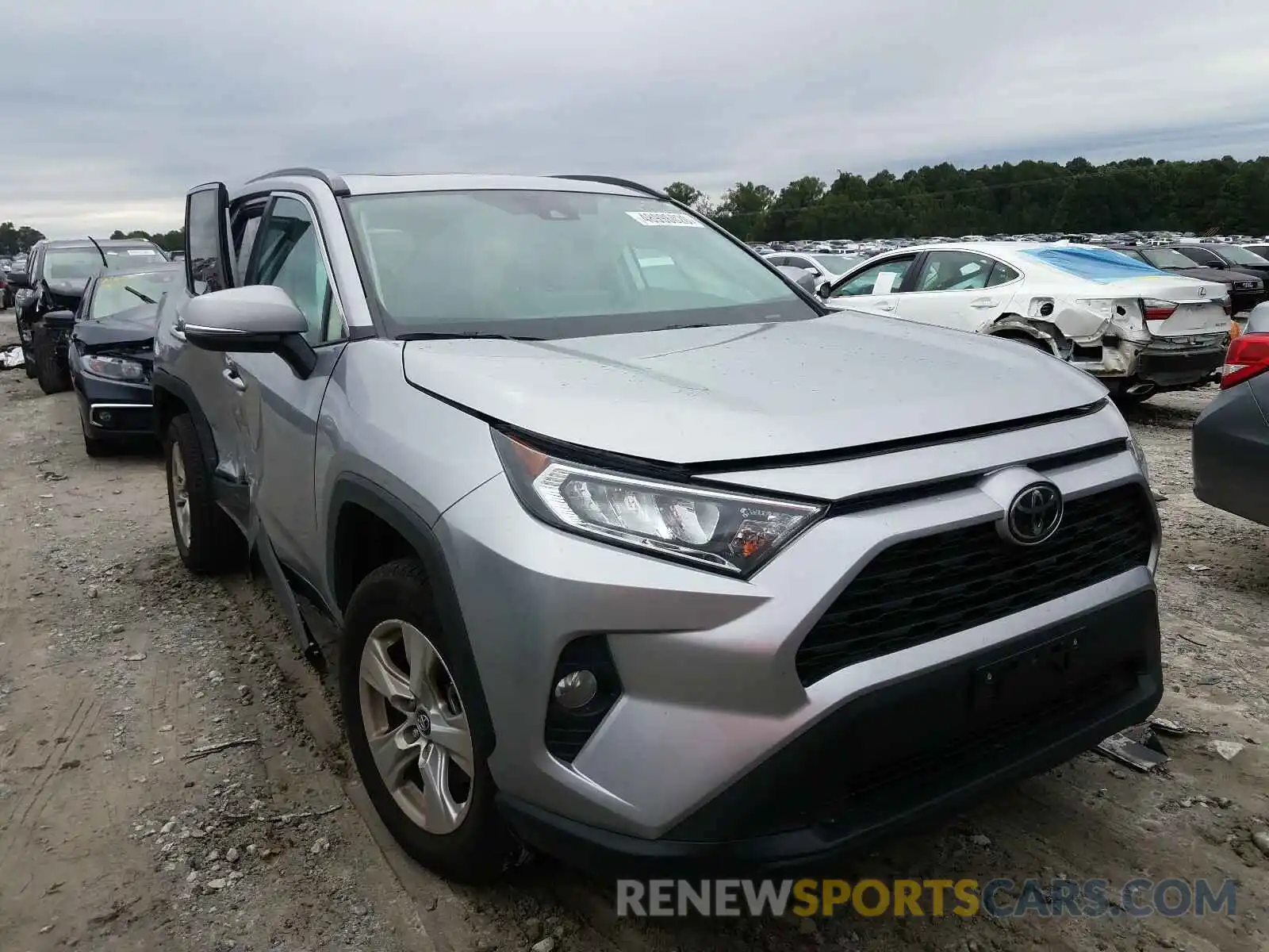 1 Photograph of a damaged car 2T3W1RFV7KC005226 TOYOTA RAV4 2019