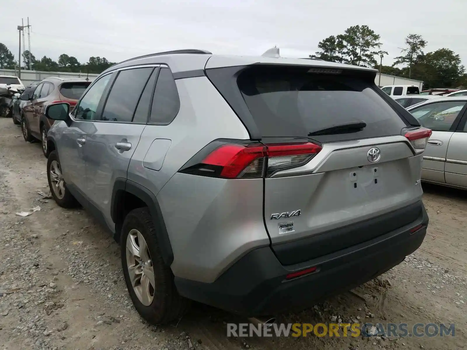 3 Photograph of a damaged car 2T3W1RFV7KC005226 TOYOTA RAV4 2019