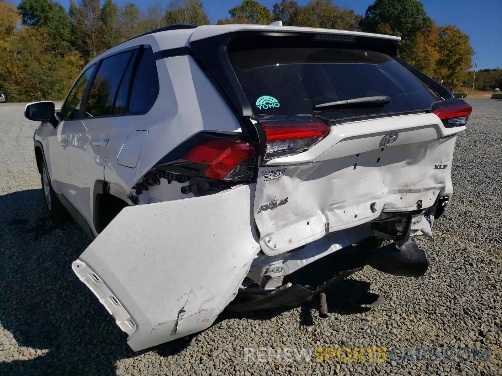 9 Photograph of a damaged car 2T3W1RFV7KC005324 TOYOTA RAV4 2019