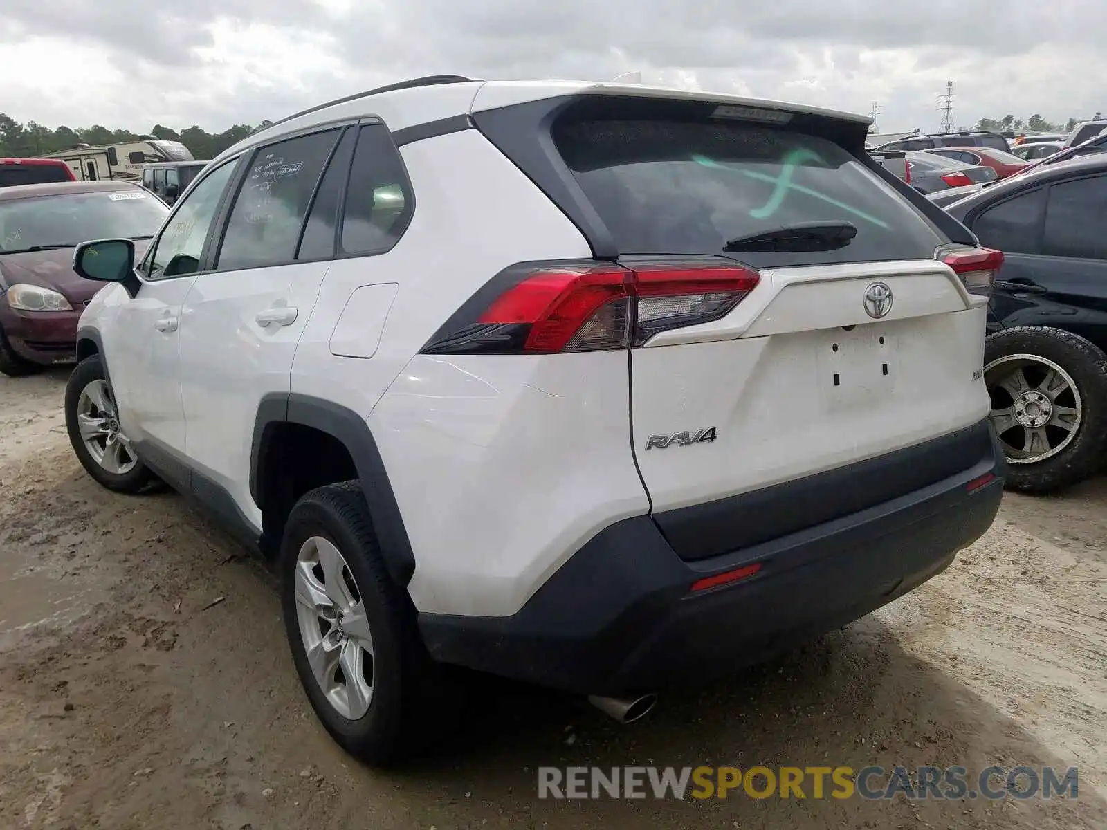 3 Photograph of a damaged car 2T3W1RFV7KC009602 TOYOTA RAV4 2019