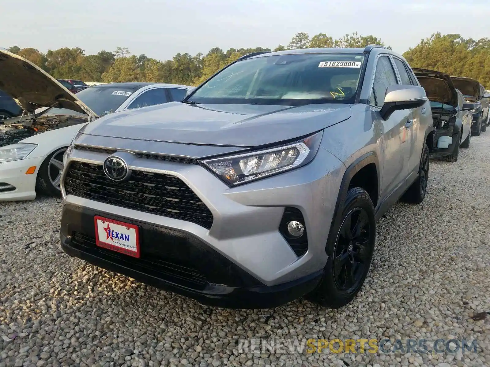 2 Photograph of a damaged car 2T3W1RFV7KC009650 TOYOTA RAV4 2019