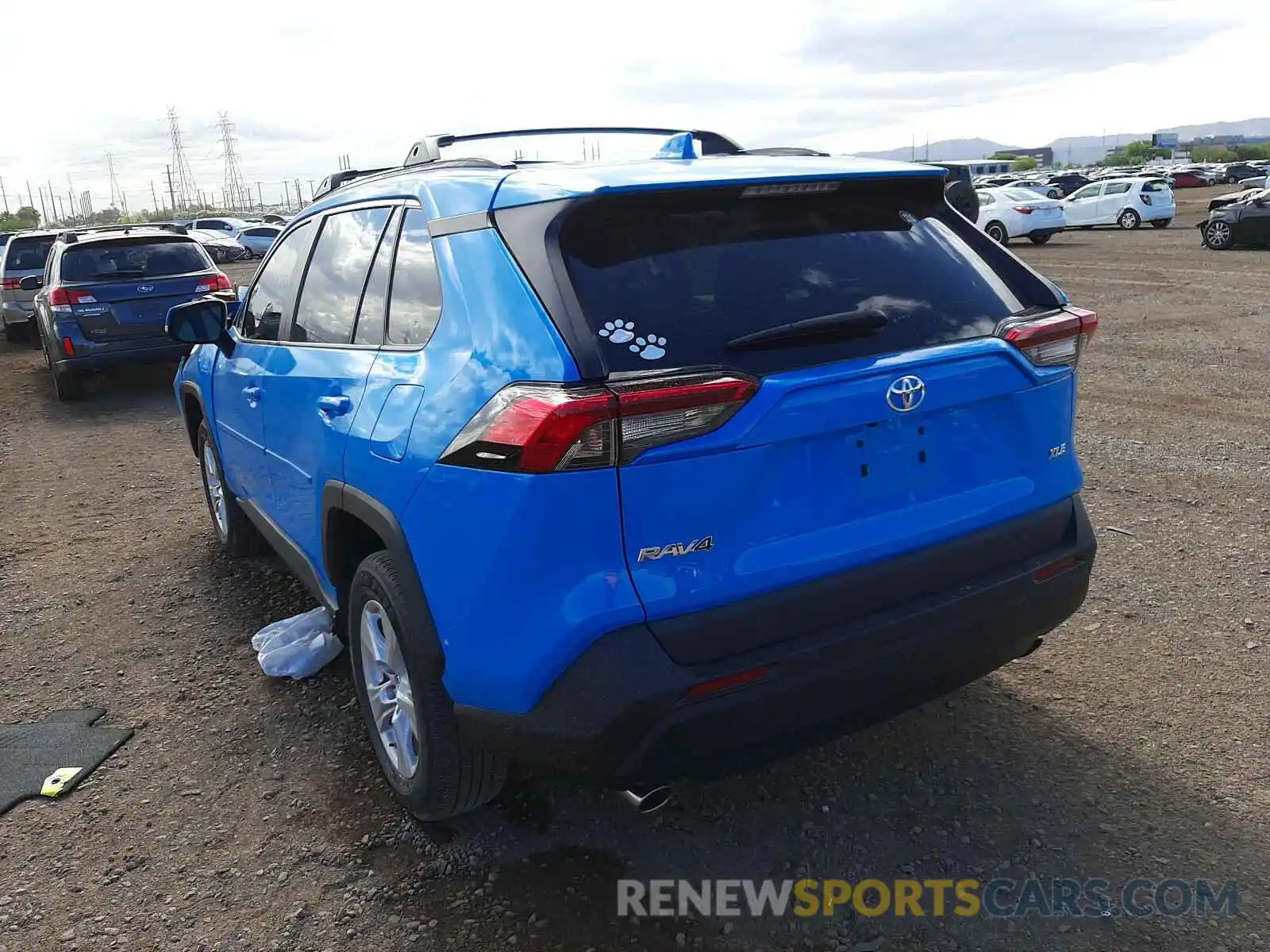 3 Photograph of a damaged car 2T3W1RFV7KC013553 TOYOTA RAV4 2019